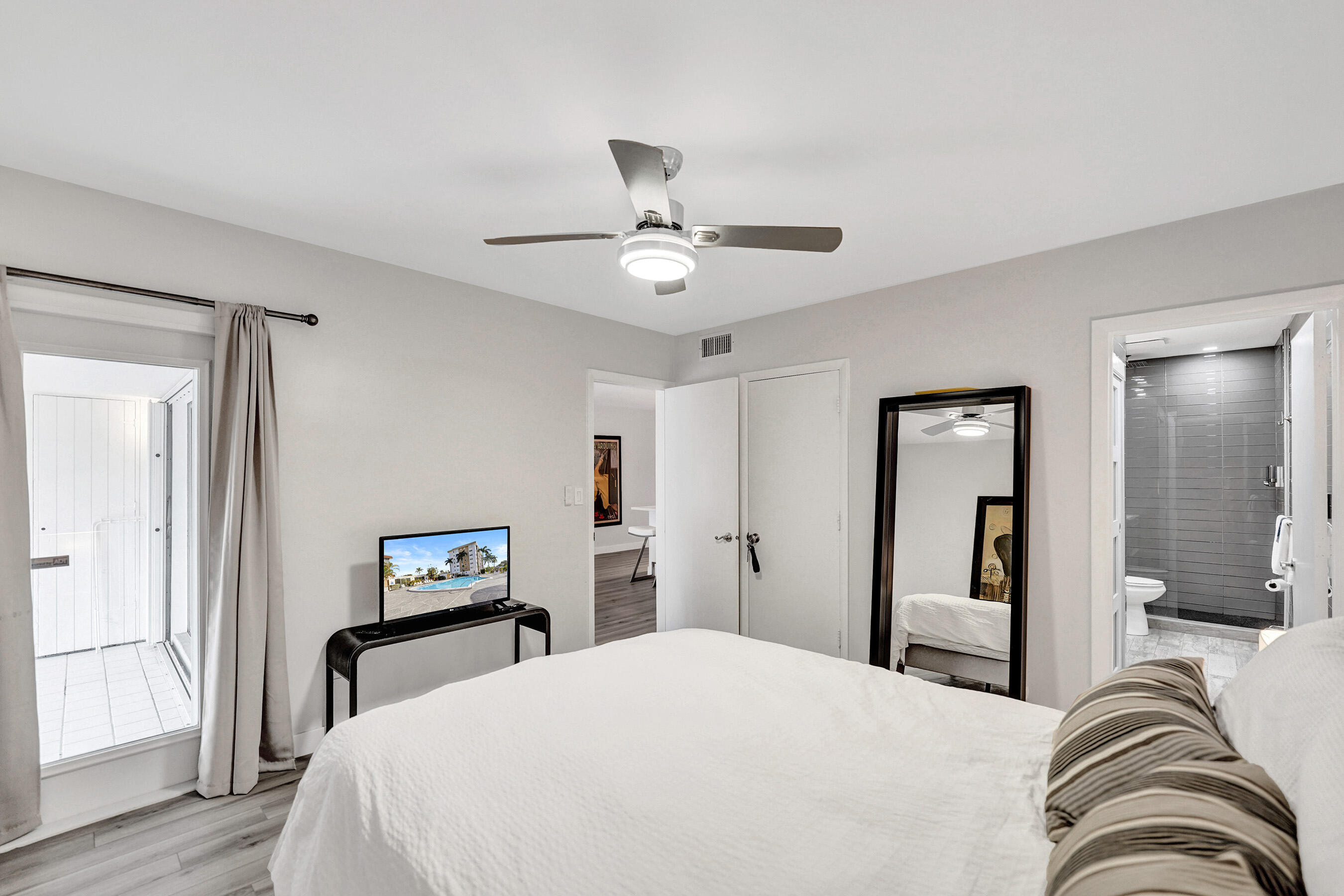 3040 NE 16th Avenue A405