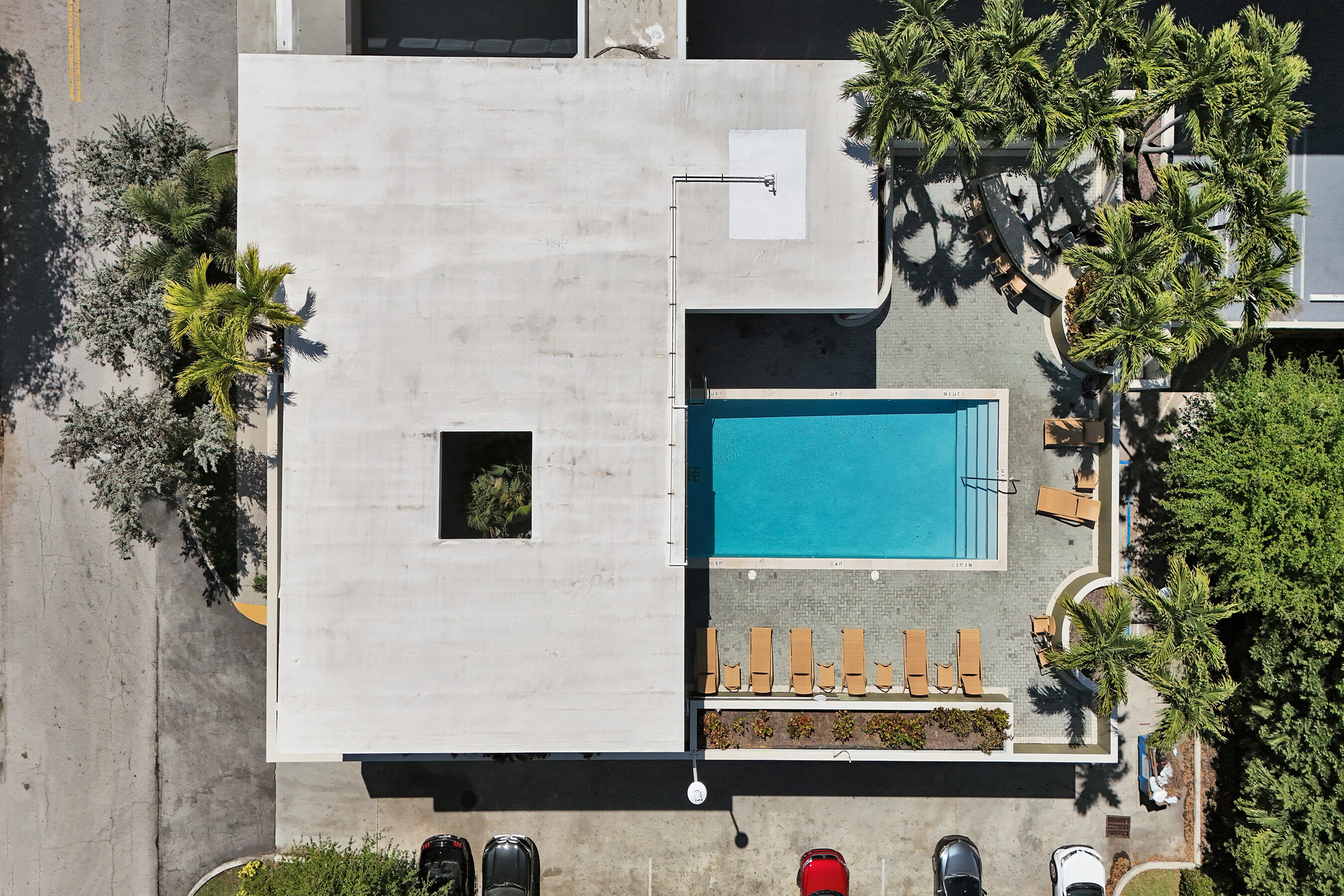 2301 Wilton Drive R309