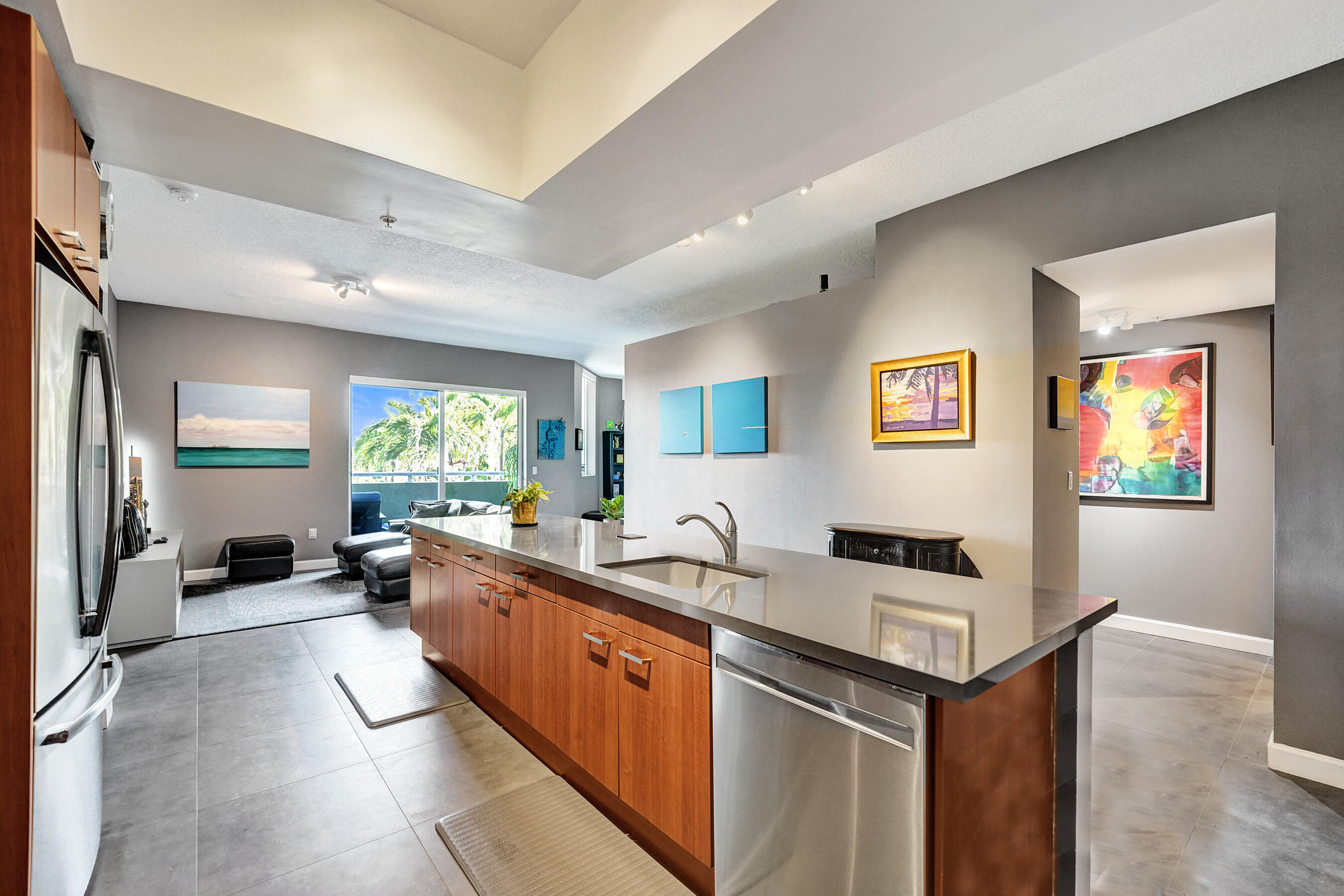 2301 Wilton Drive R309