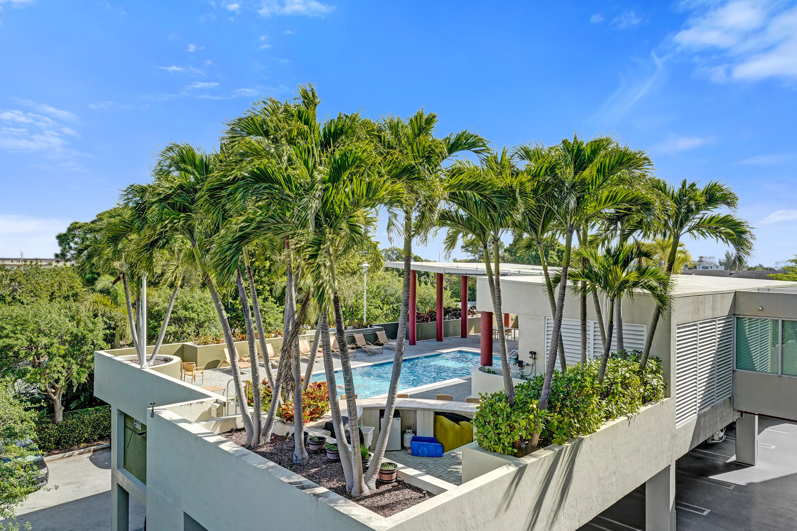2301 Wilton Drive R309