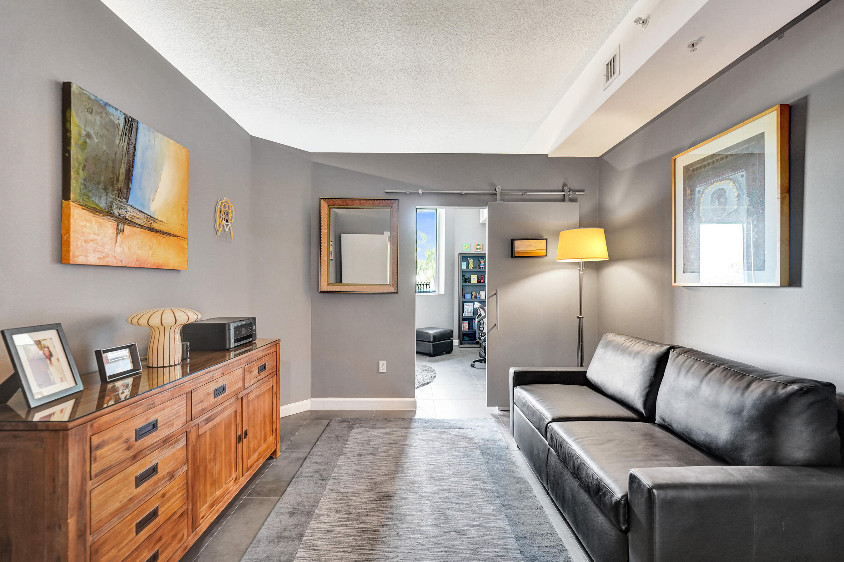 2301 Wilton Drive R309