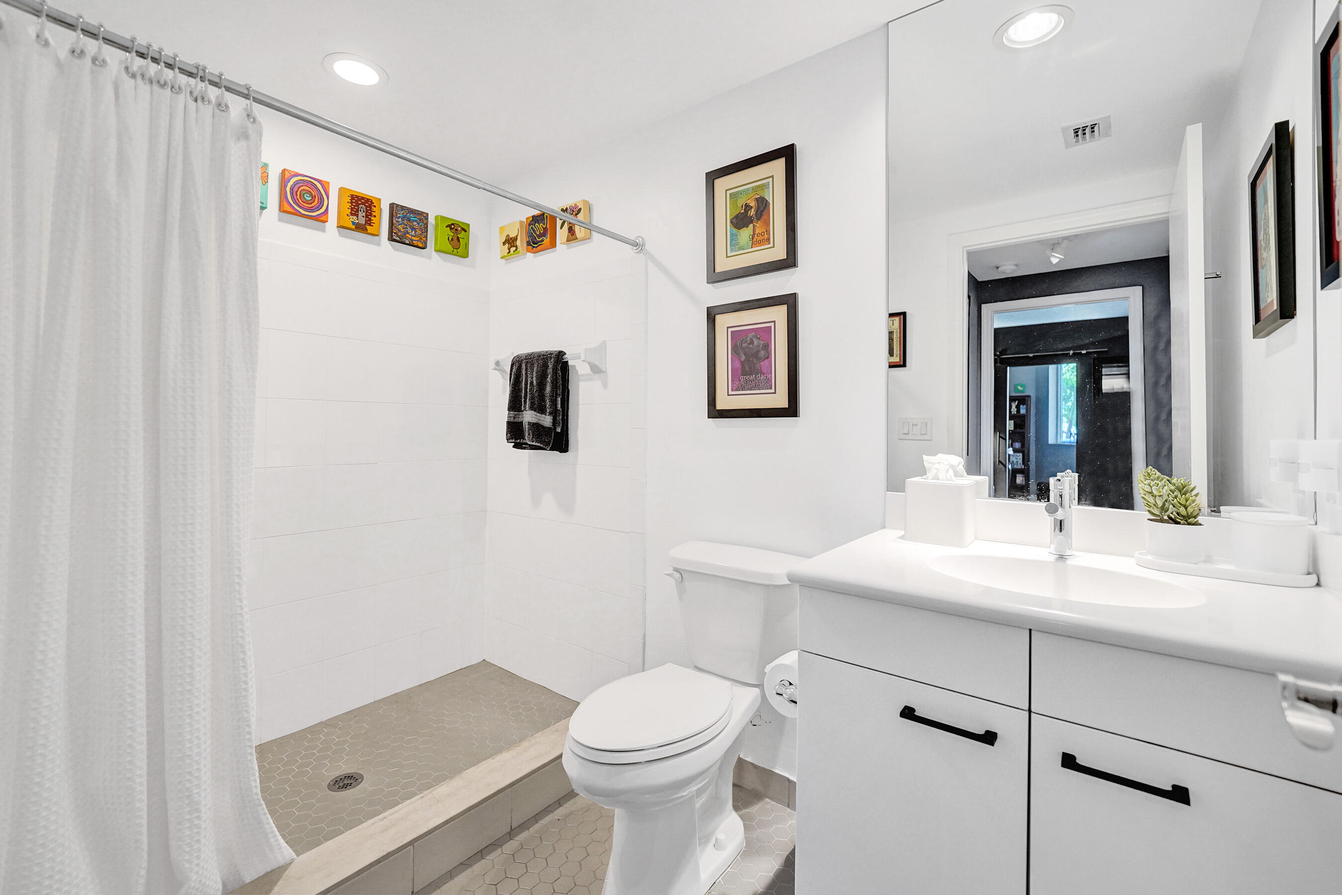 2301 Wilton Drive R309