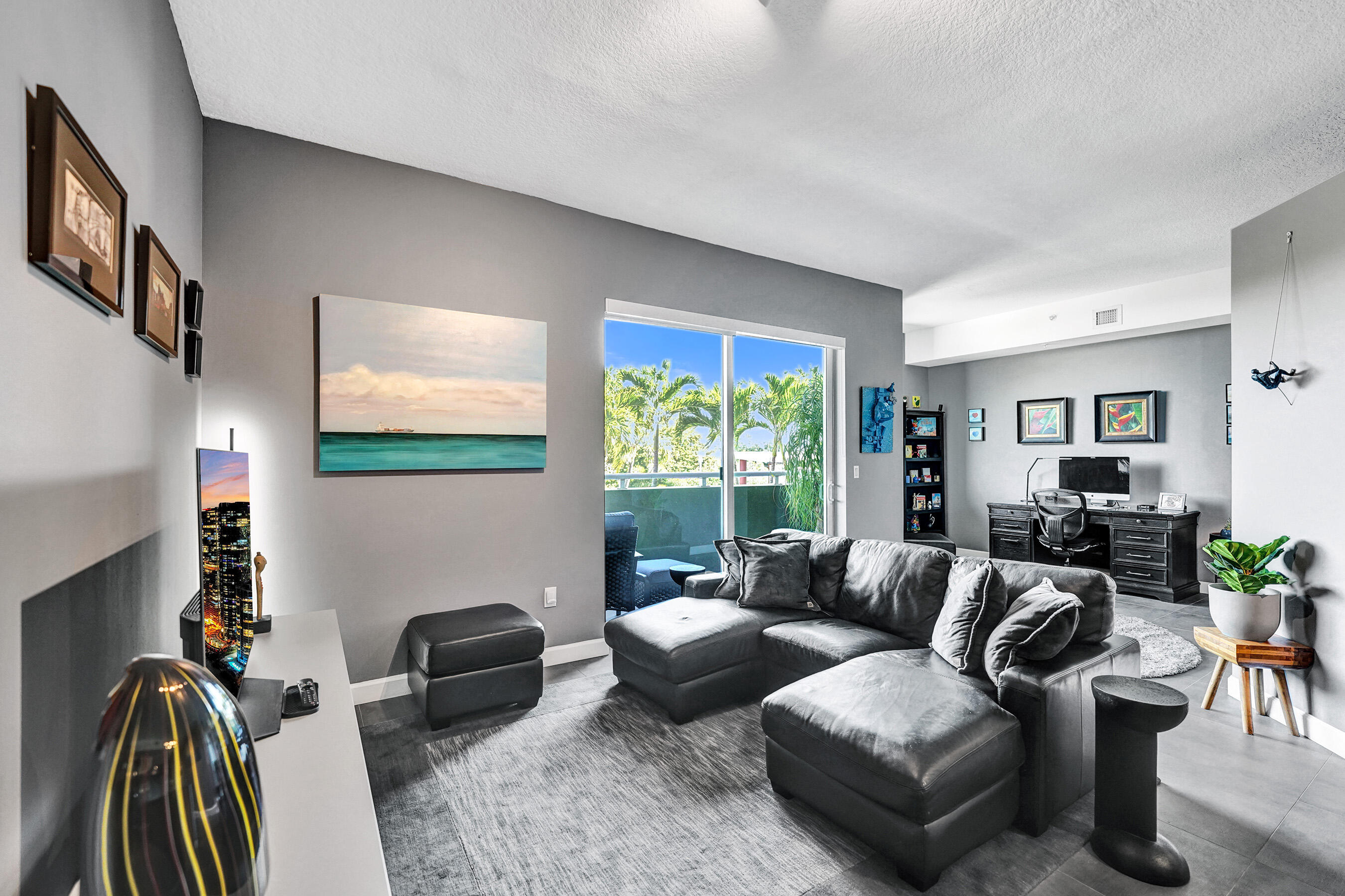 2301 Wilton Drive R309