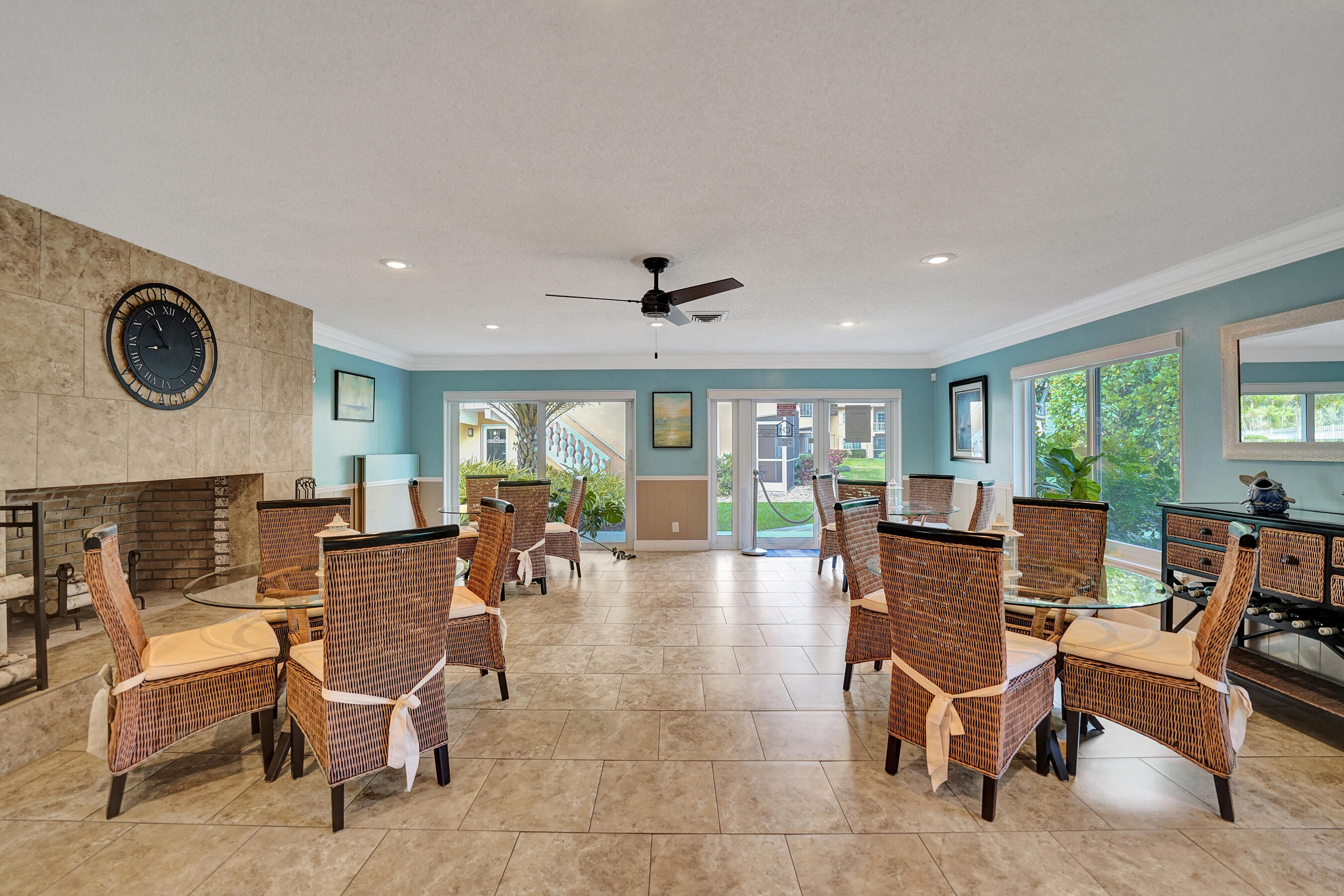 1930 NE 2nd Avenue 117l