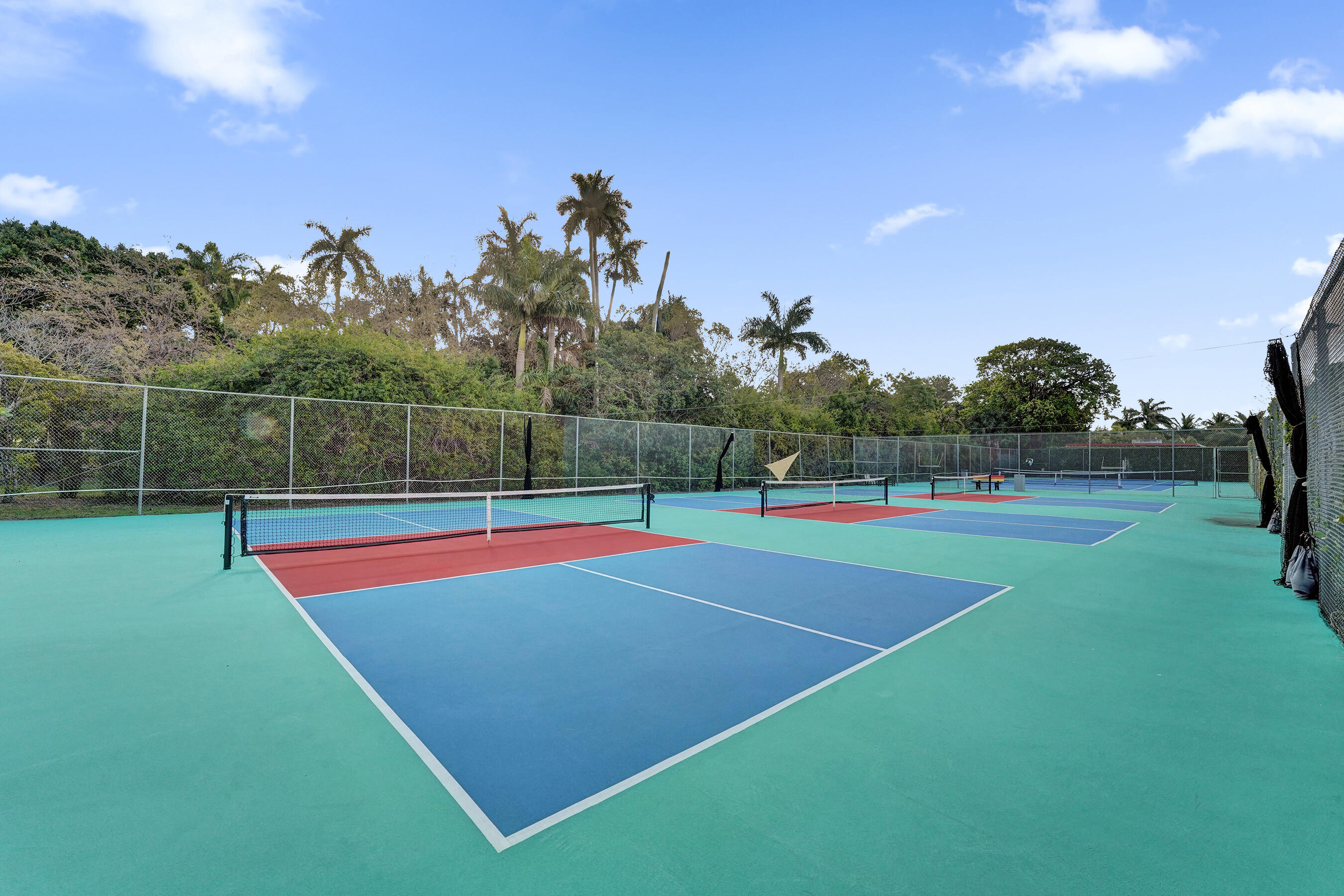 1930 NE 2nd Avenue 117l