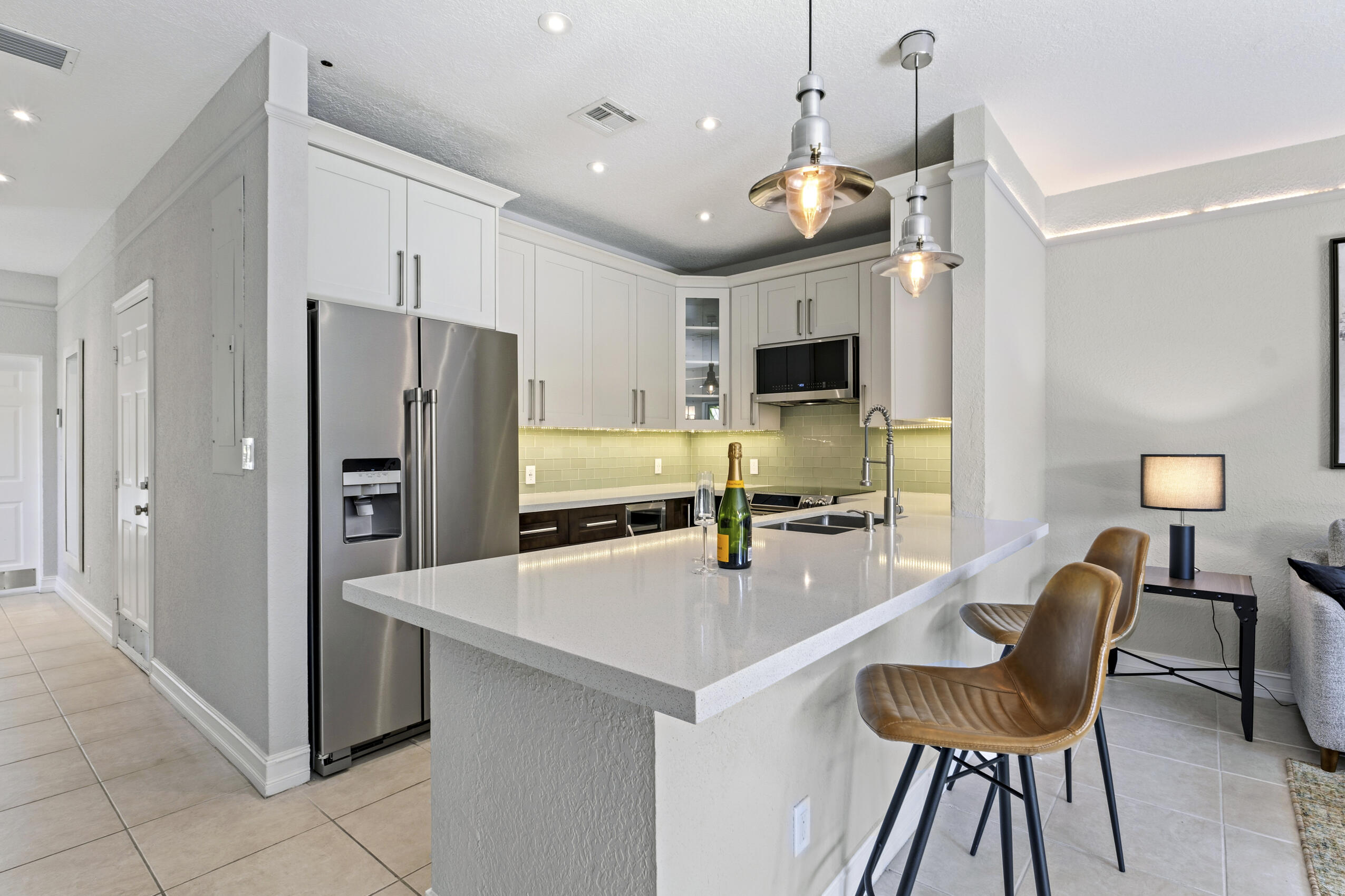 1741 NE 4th Avenue F5