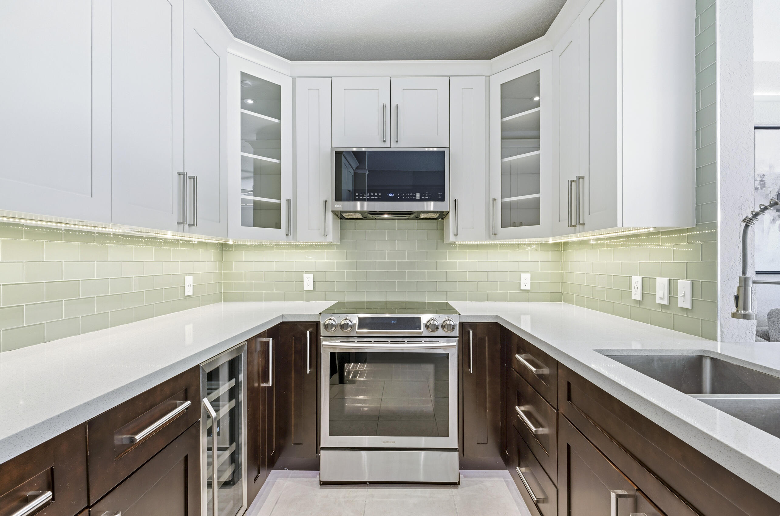1741 NE 4th Avenue F5