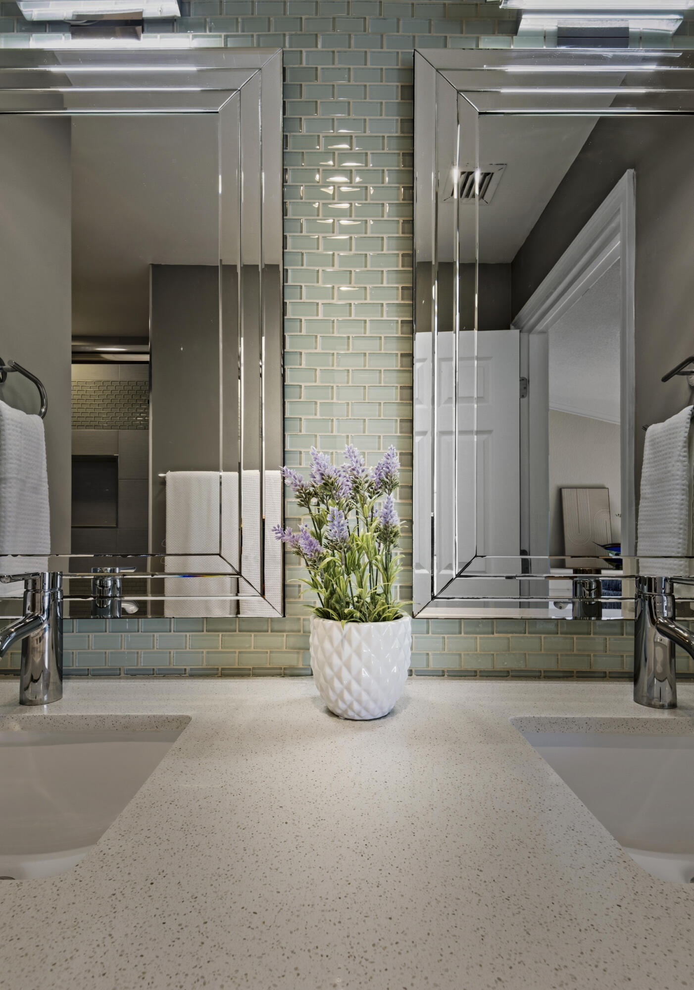 1741 NE 4th Avenue F5