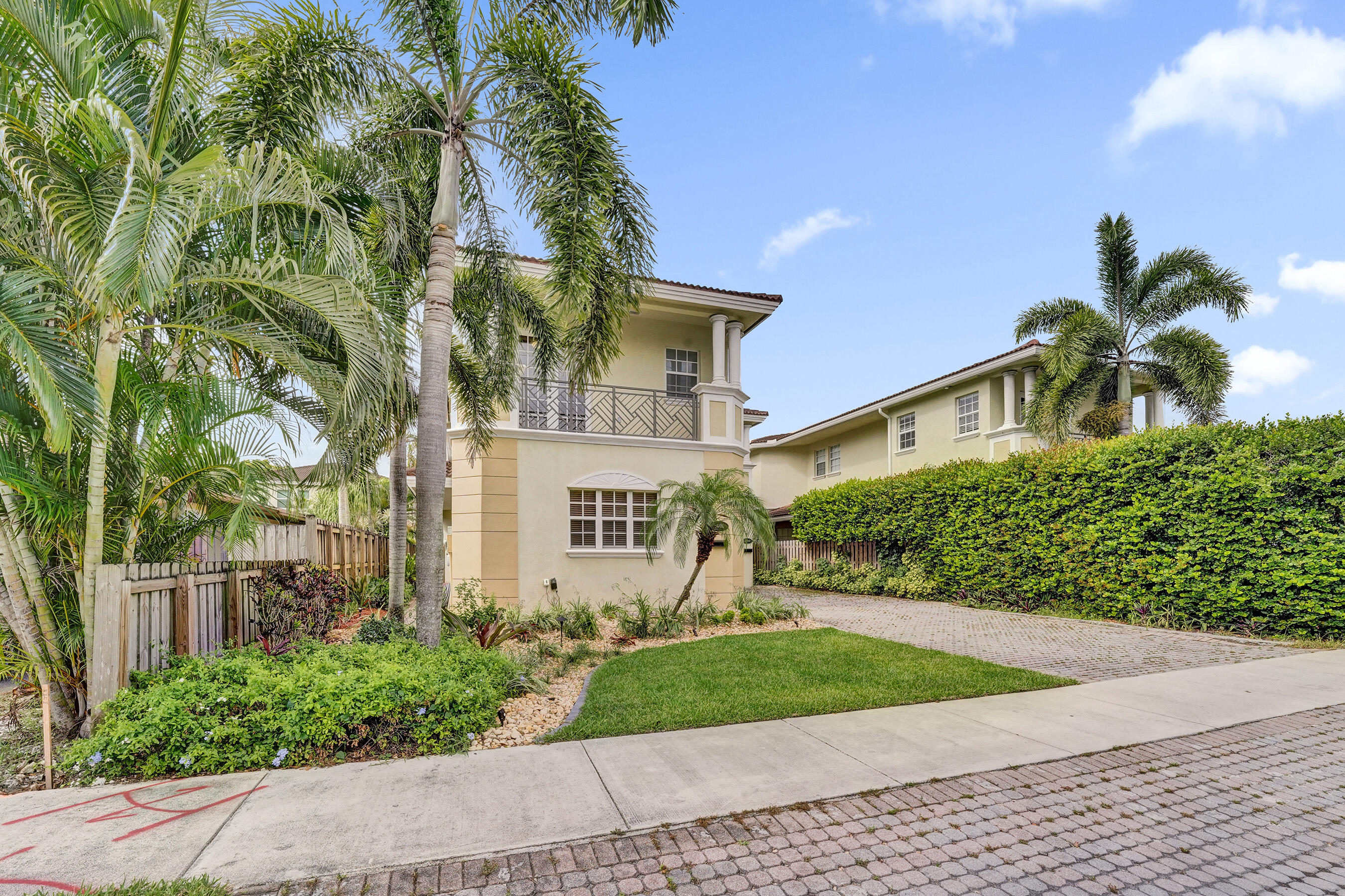 1400 NE 24th Street 1400
