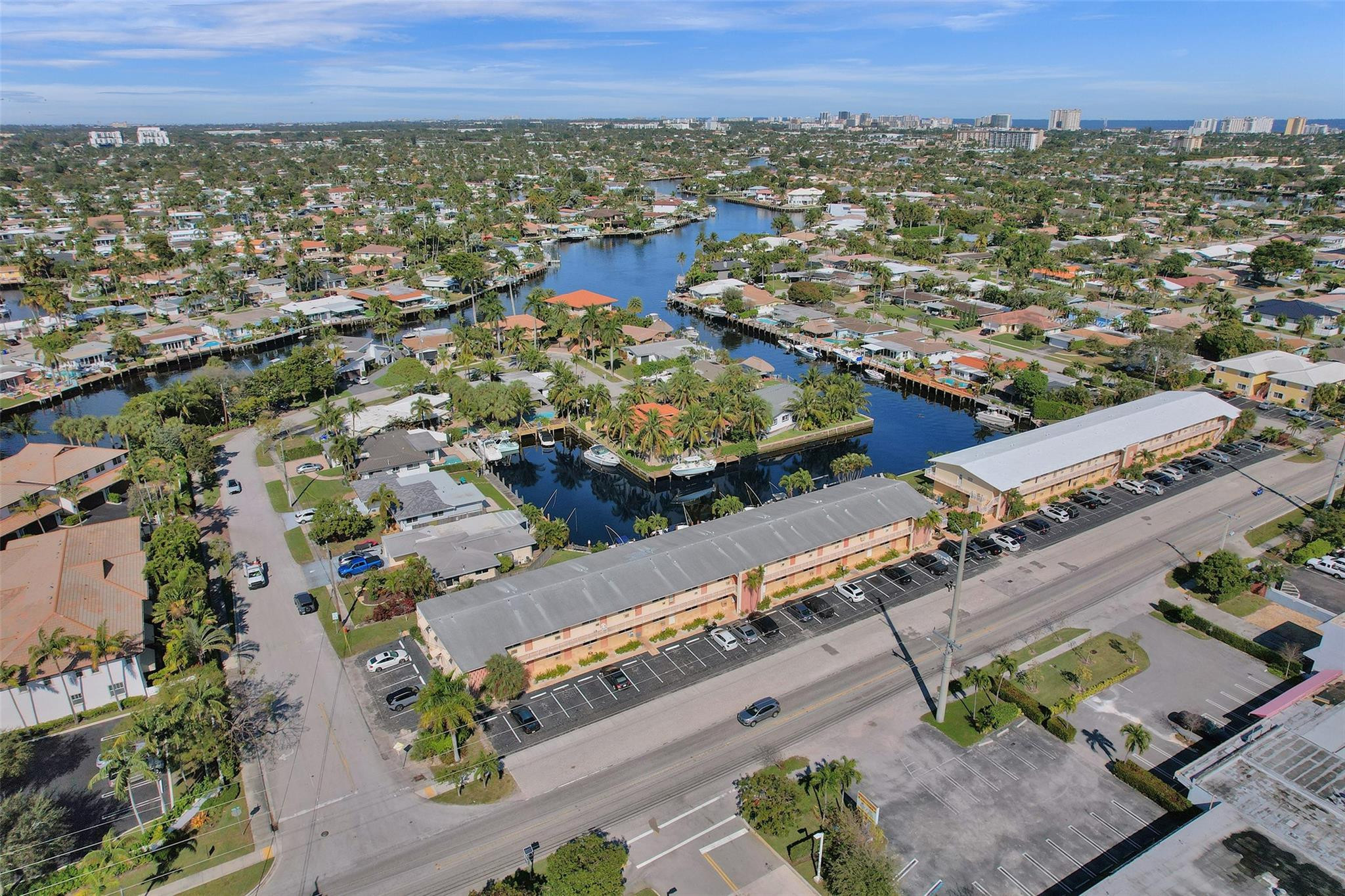 301 E Mcnab Rd 215