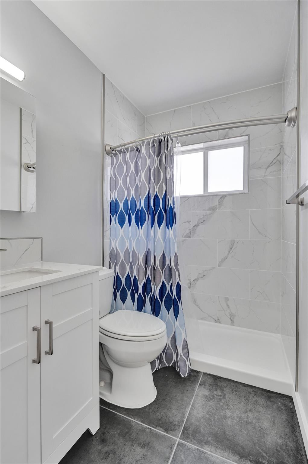 301 E Mcnab Rd 215