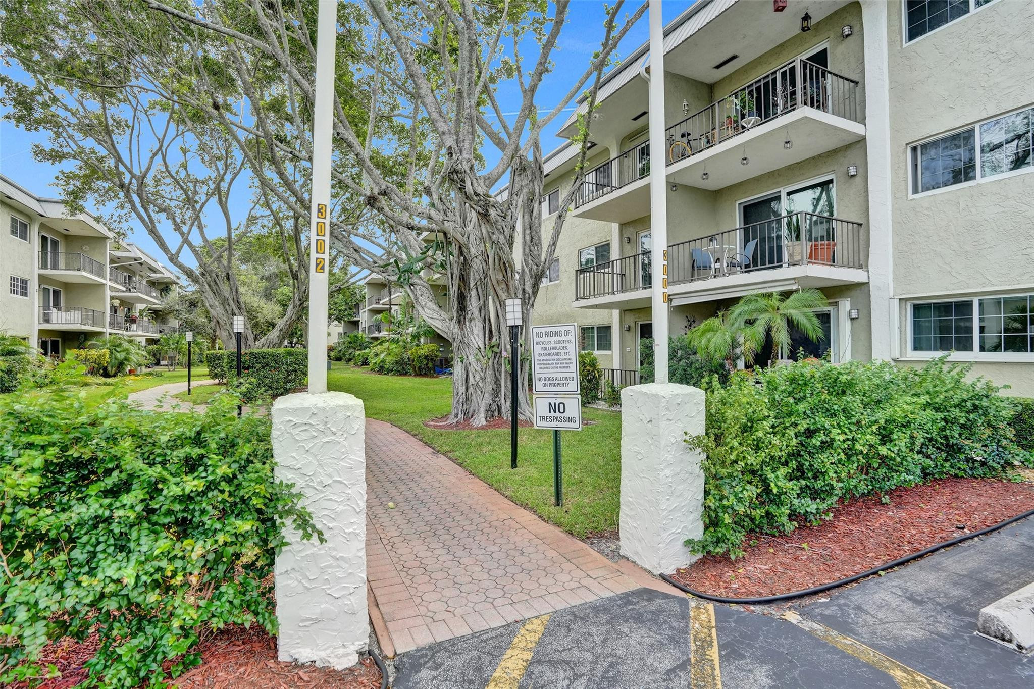 3000 NE 5th Ter 309A