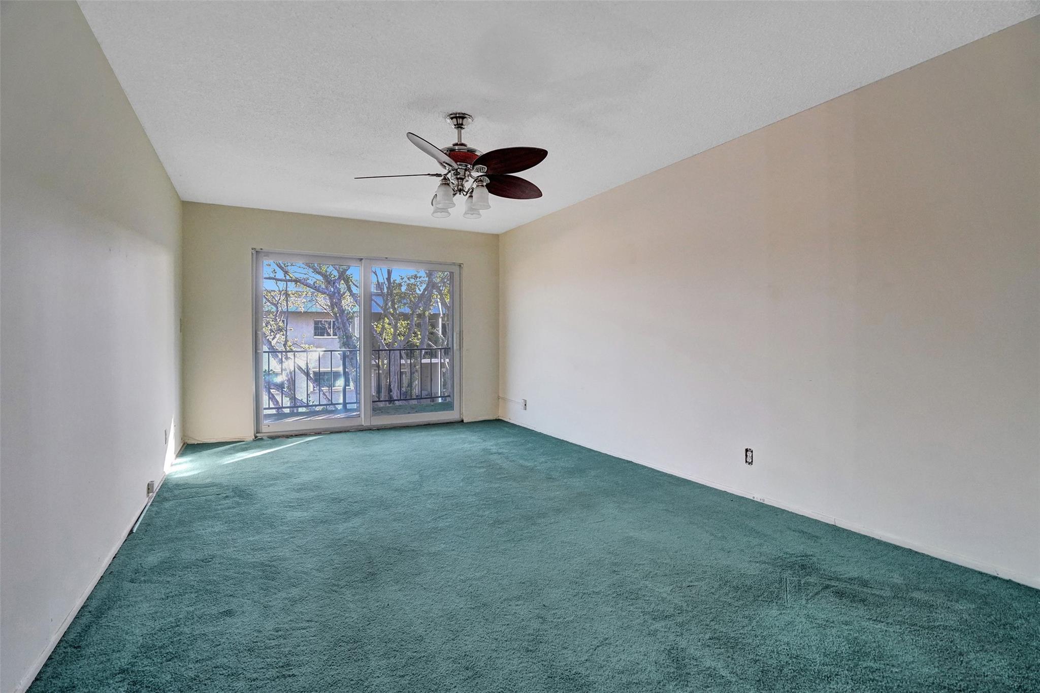 3000 NE 5th Ter 309A
