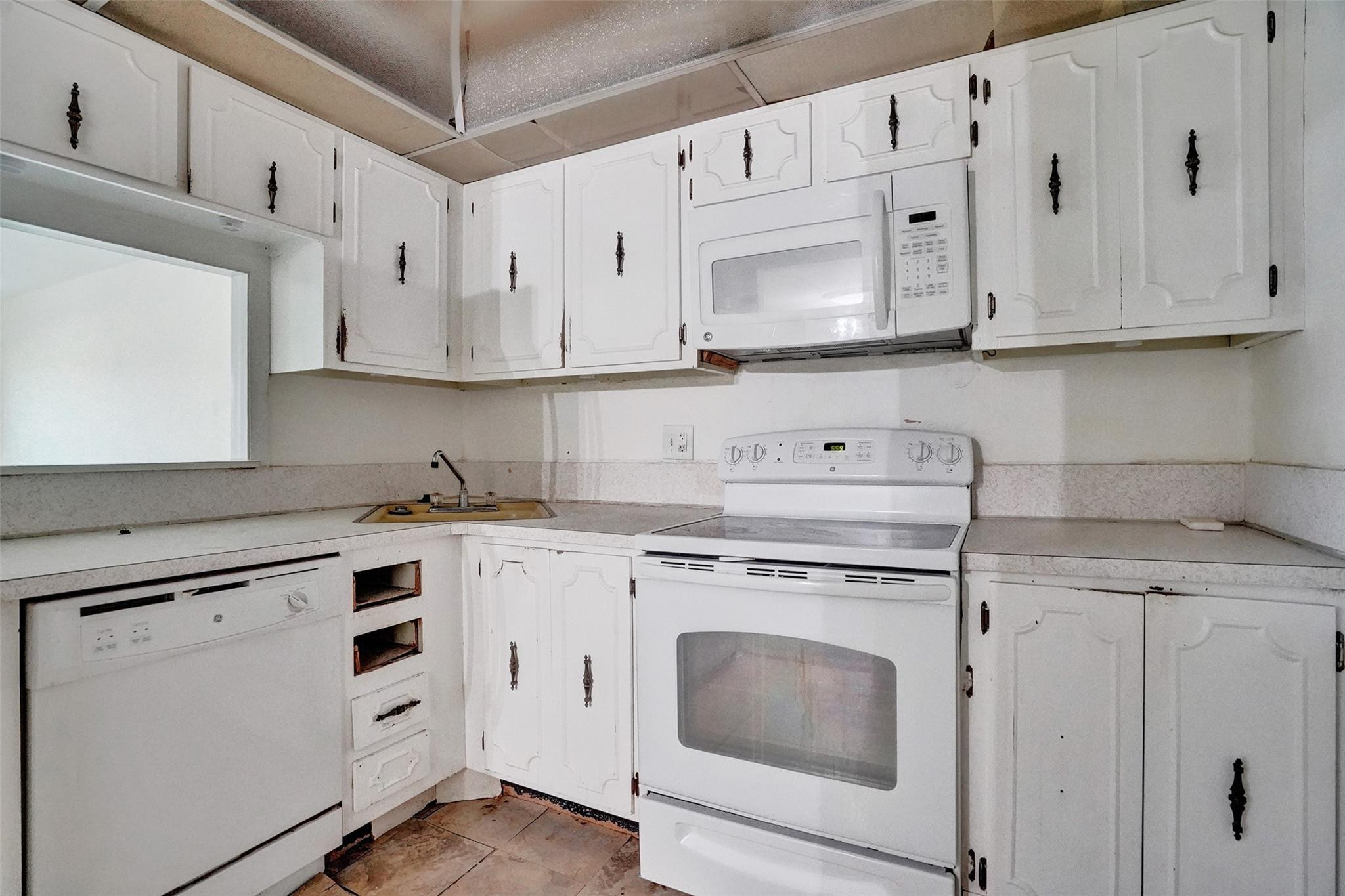 3000 NE 5th Ter 309A