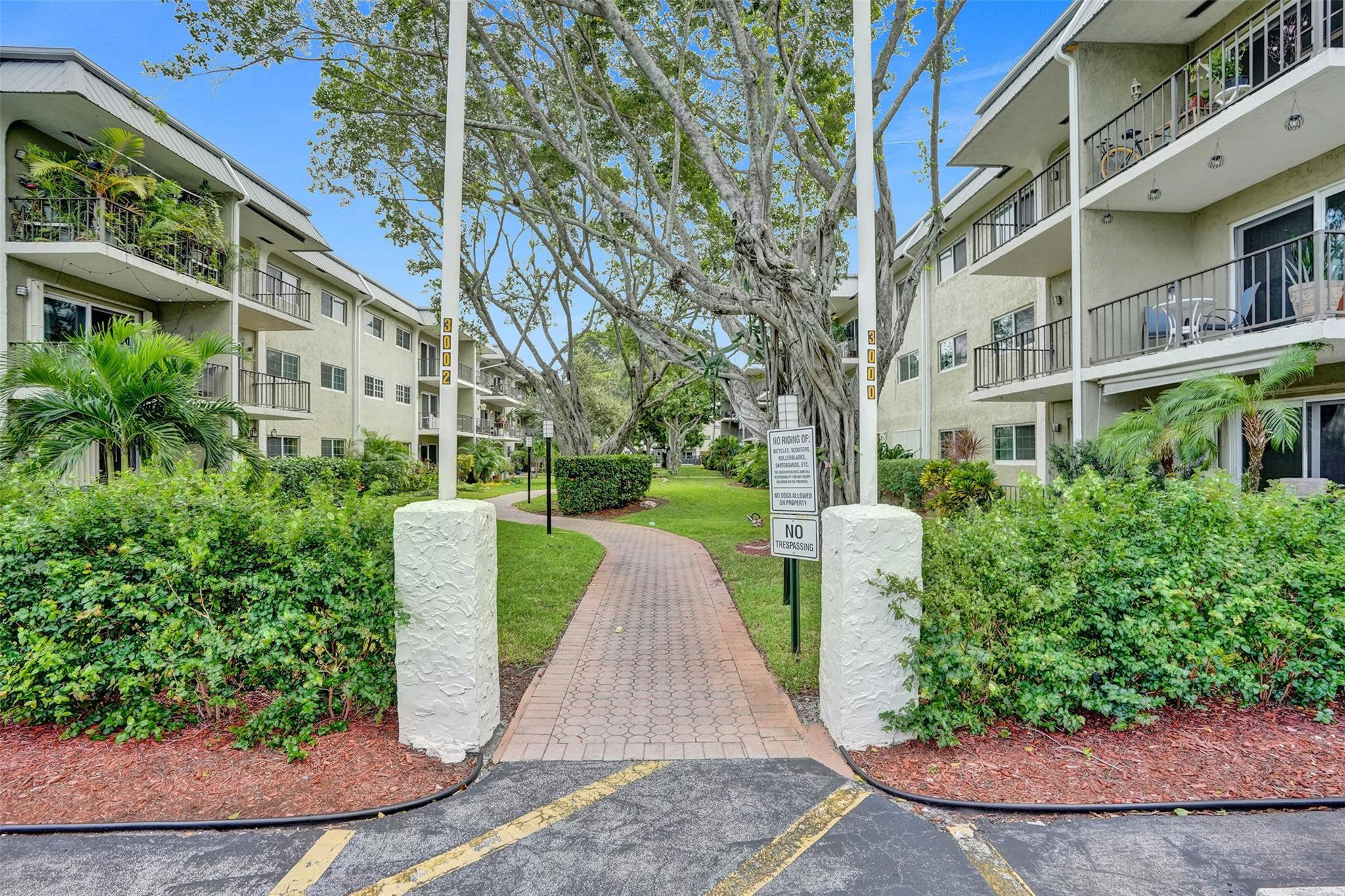 3000 NE 5th Ter 309A