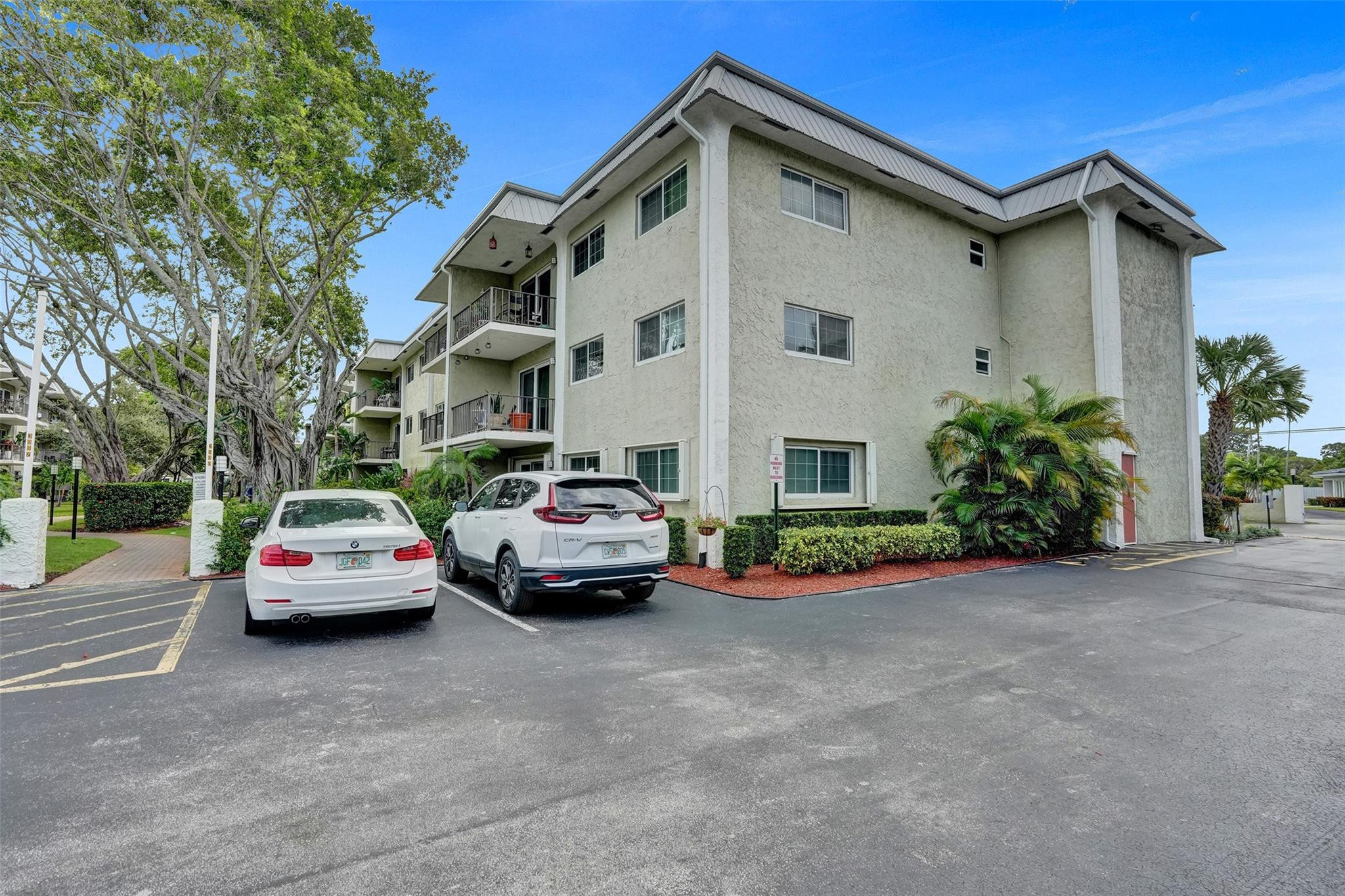 3000 NE 5th Ter 309A