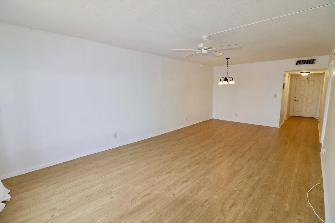 2801 N Palm Aire Dr 505