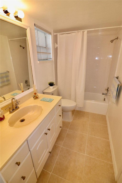 2801 N Palm Aire Dr 505