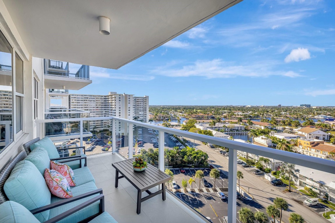 3300 NE 36th St 1204