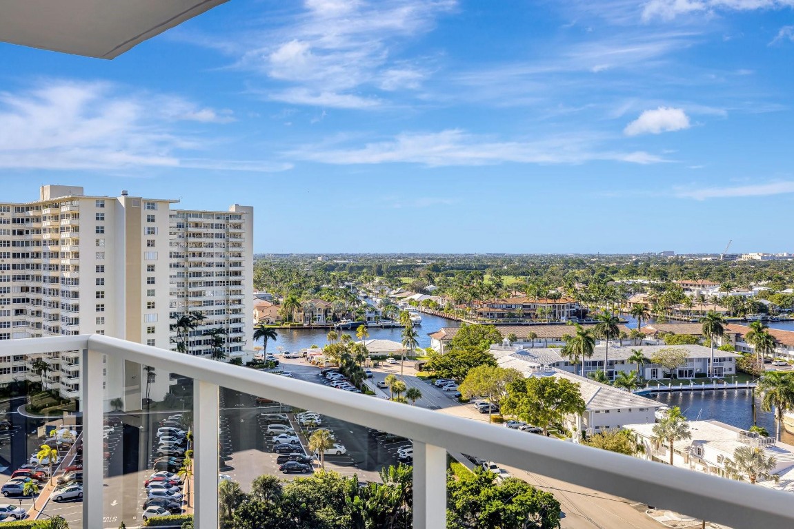 3300 NE 36th St 1204