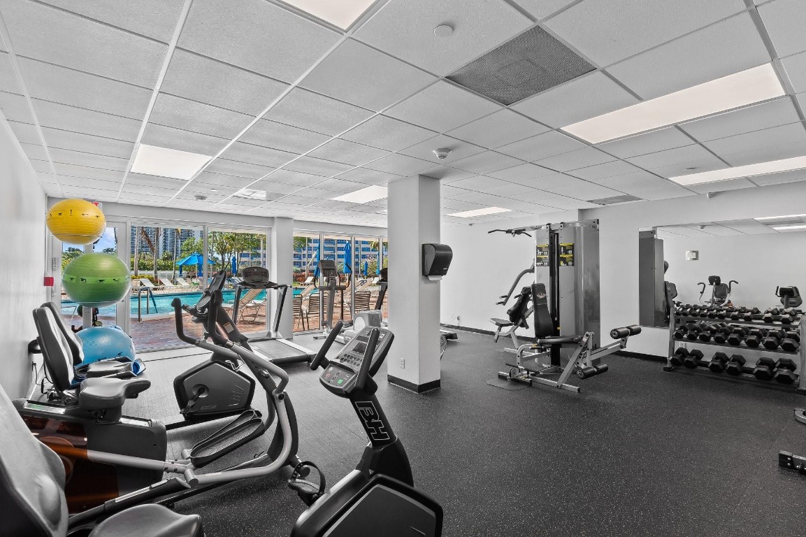 3300 NE 36th St 1204