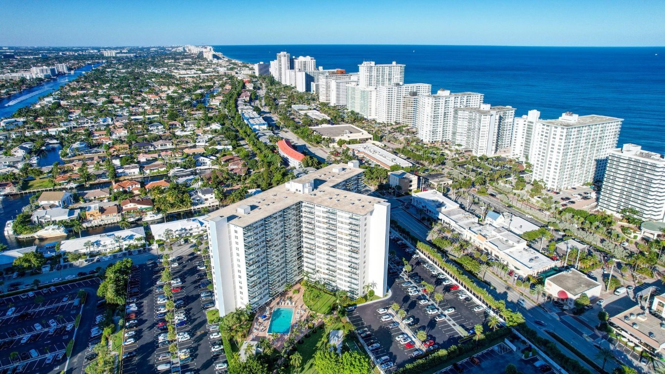 3300 NE 36th St 1204