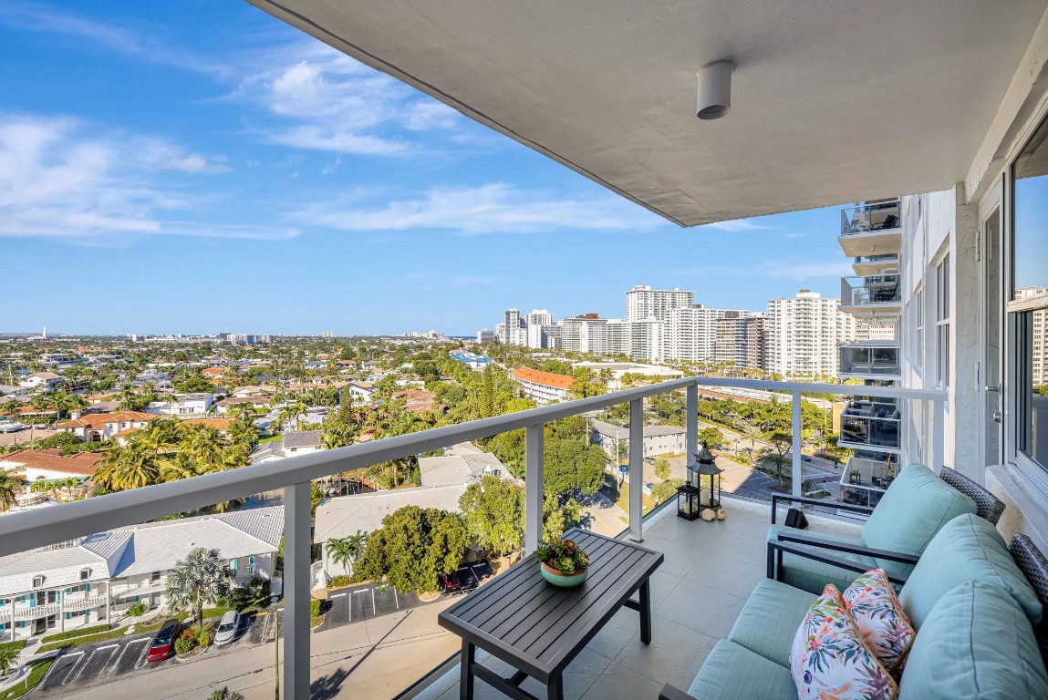 3300 NE 36th St 1204