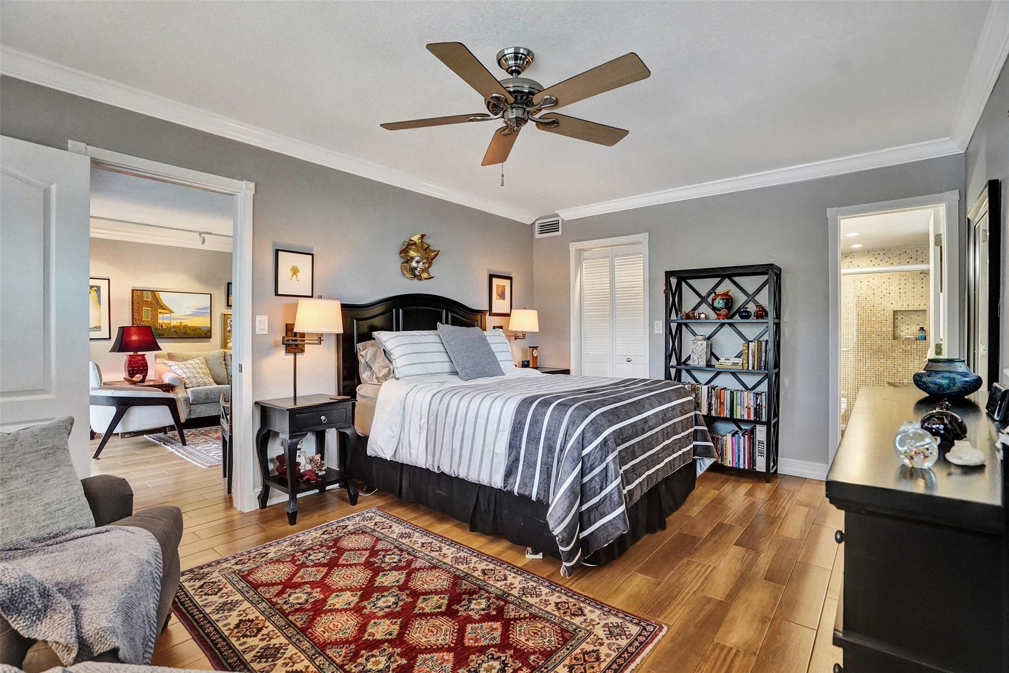 1332 Bayview Dr 101
