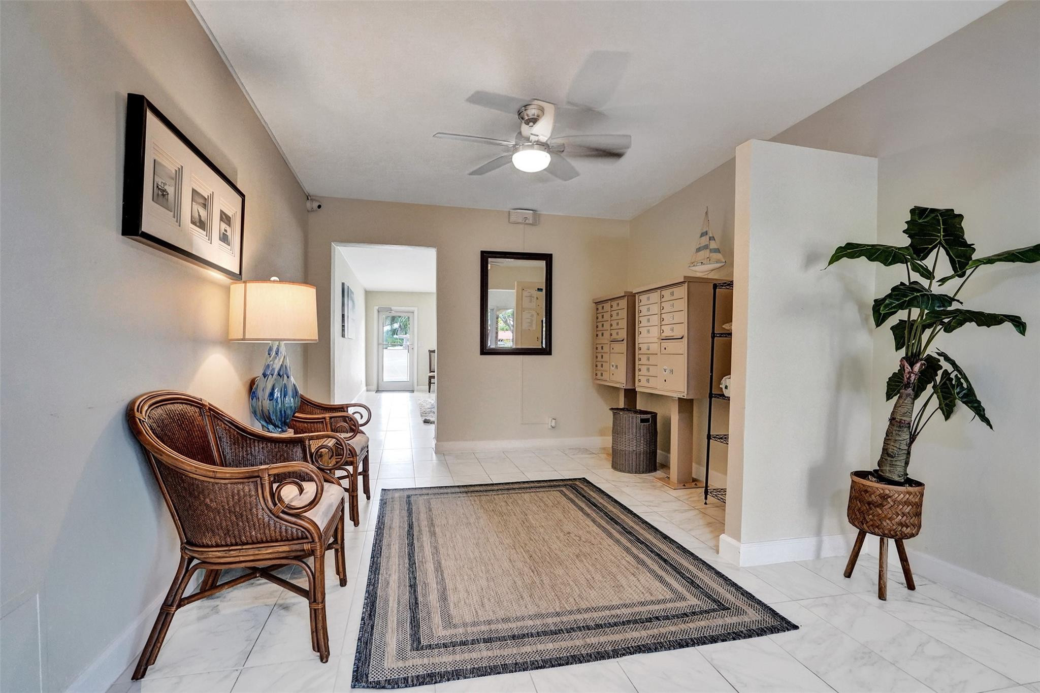 1332 Bayview Dr 101