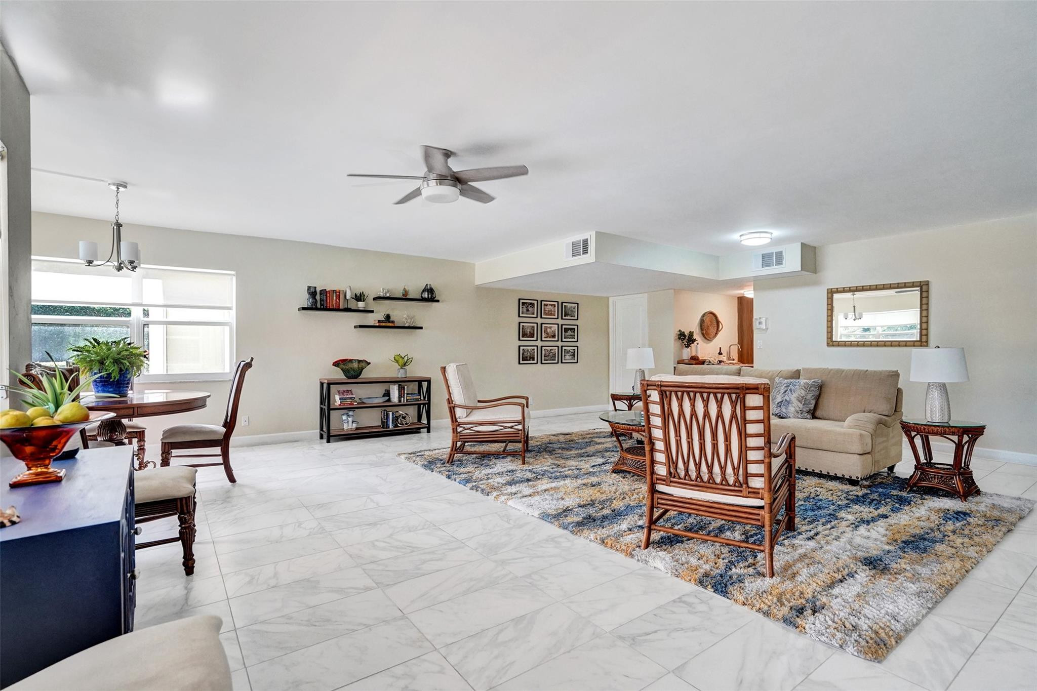 1332 Bayview Dr 101