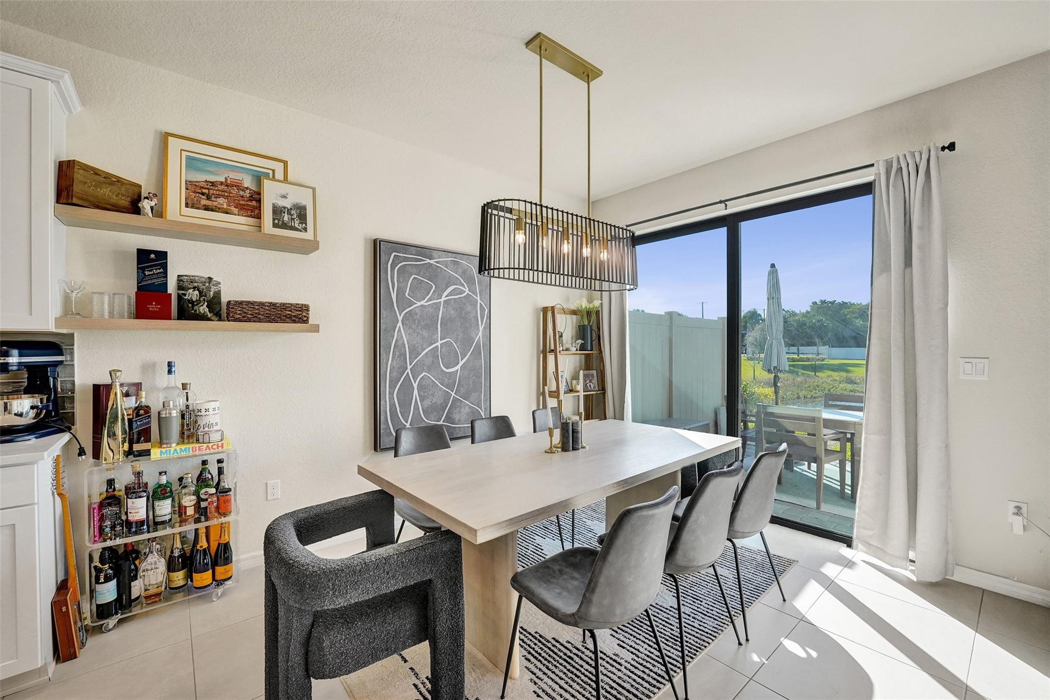 2118 Appleton Circle