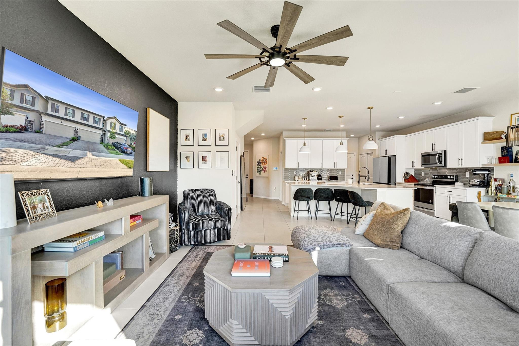 2118 Appleton Circle