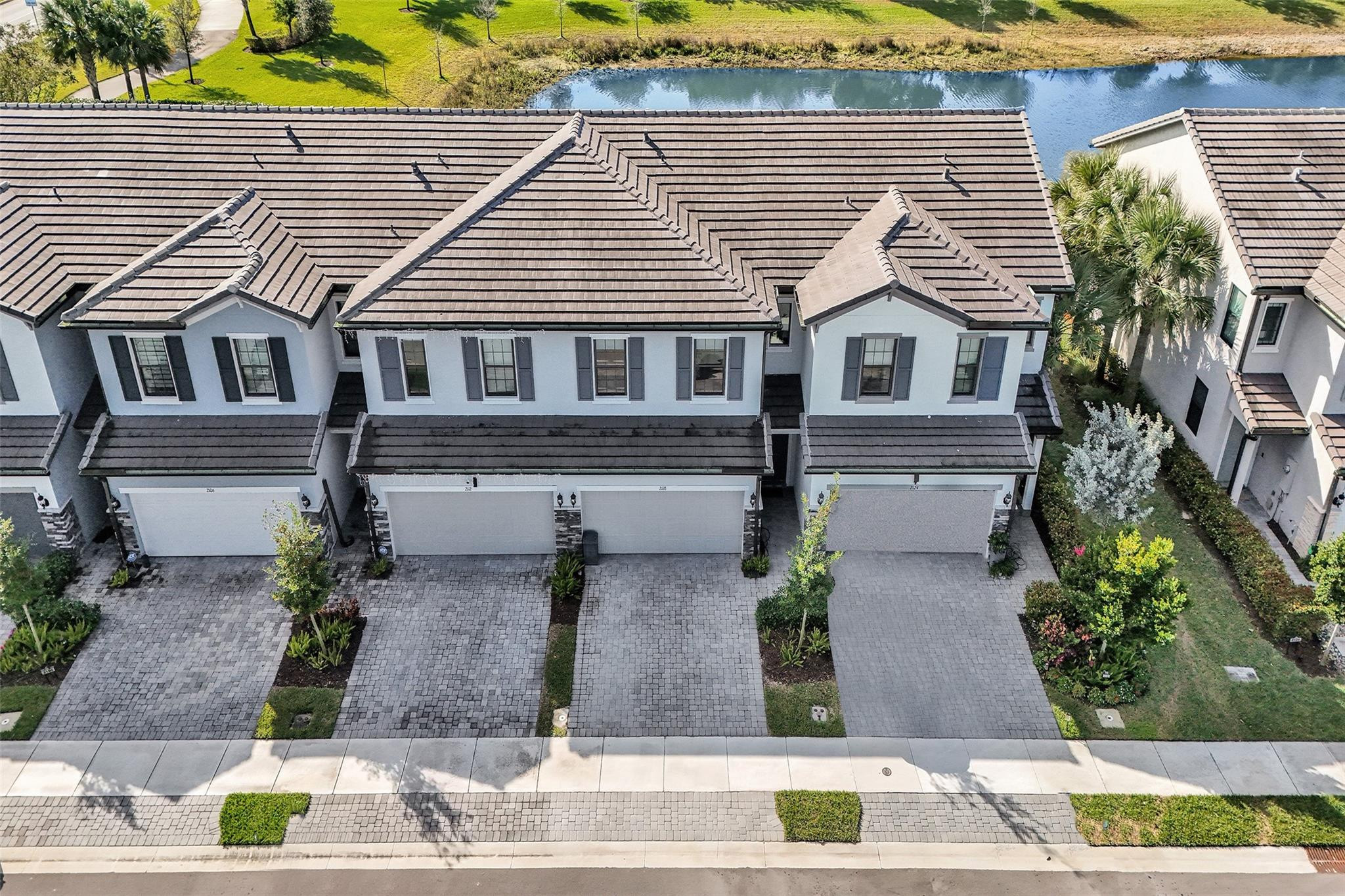 2118 Appleton Circle