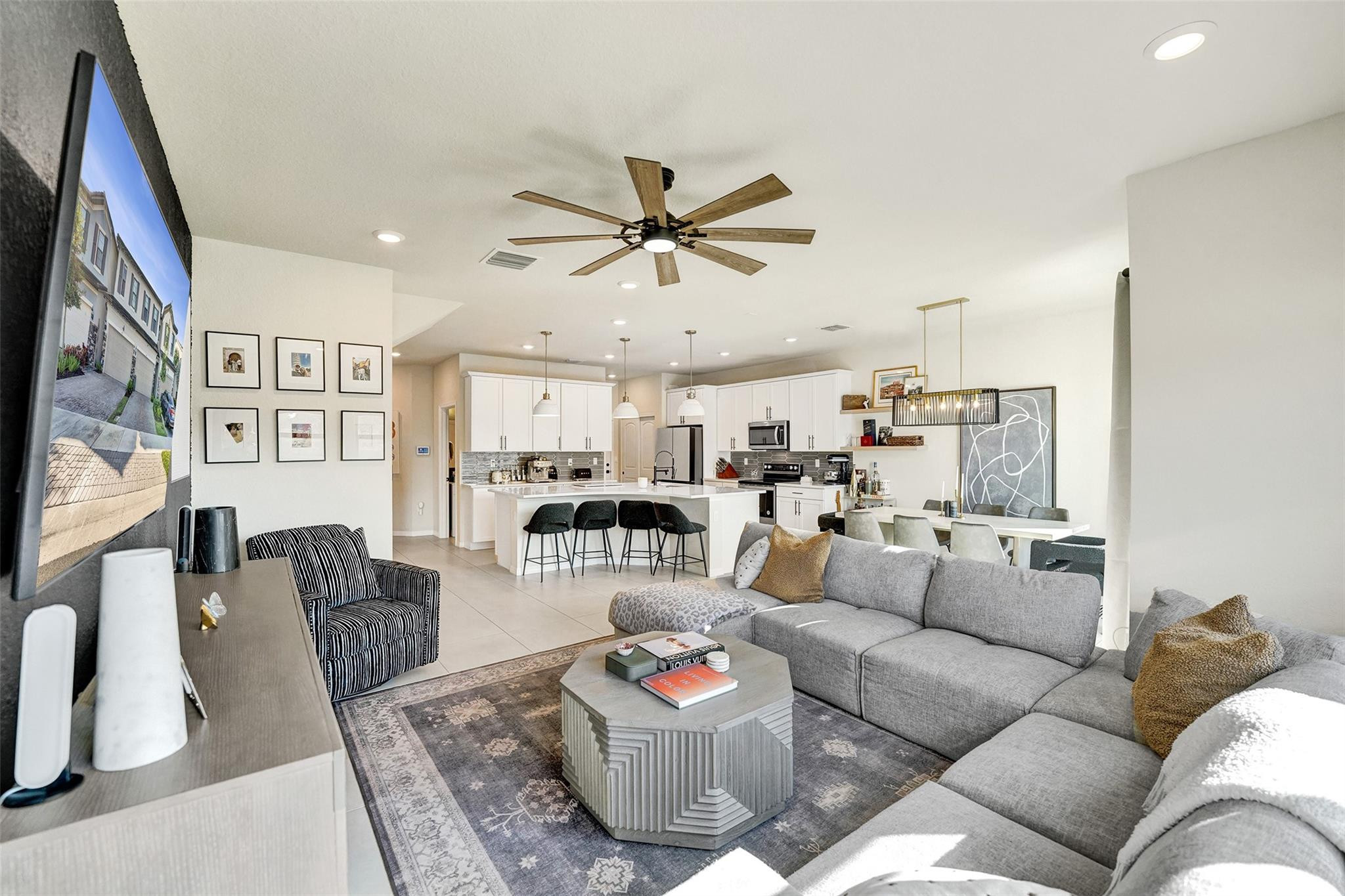 2118 Appleton Circle