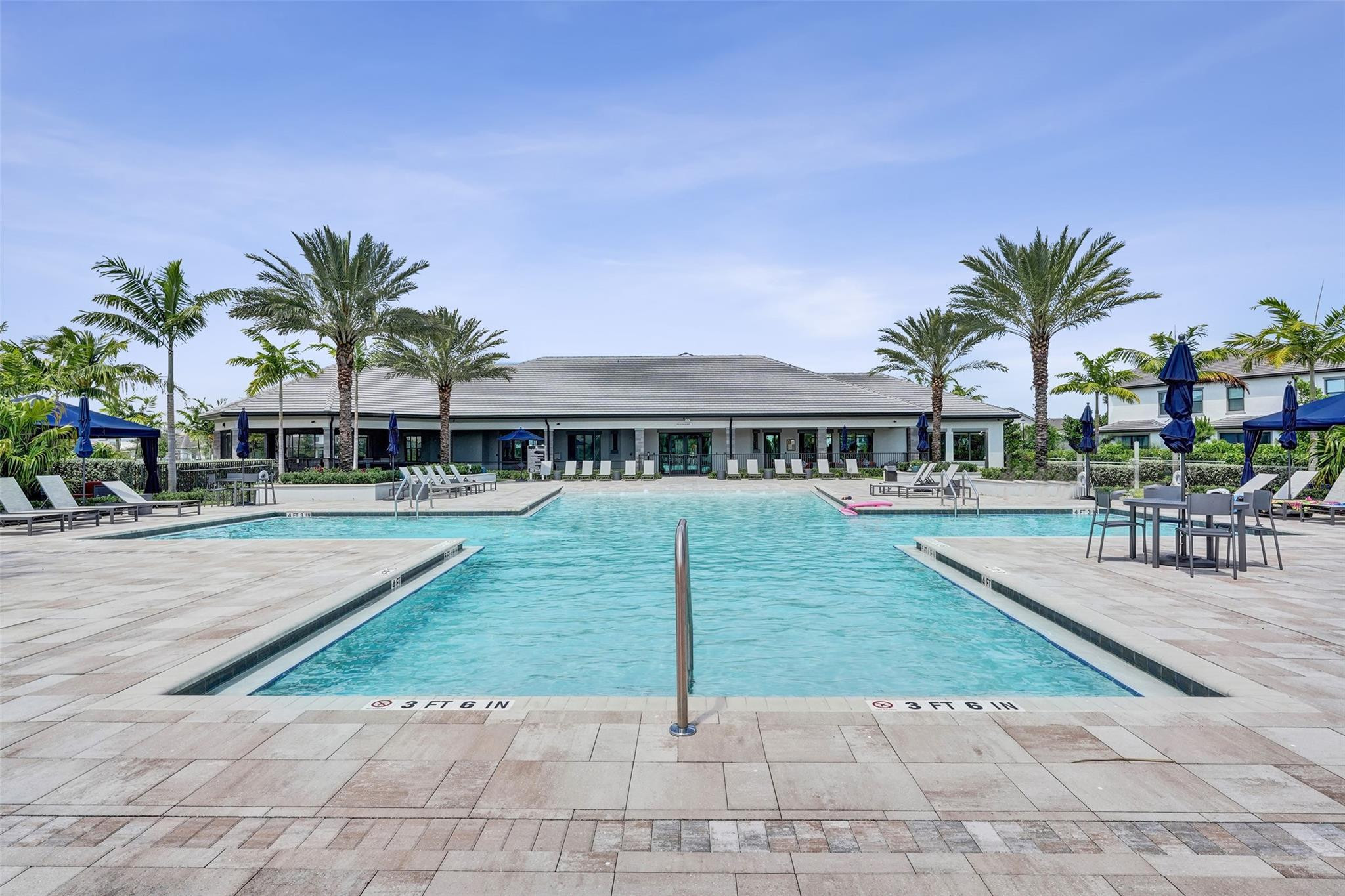 2118 Appleton Circle