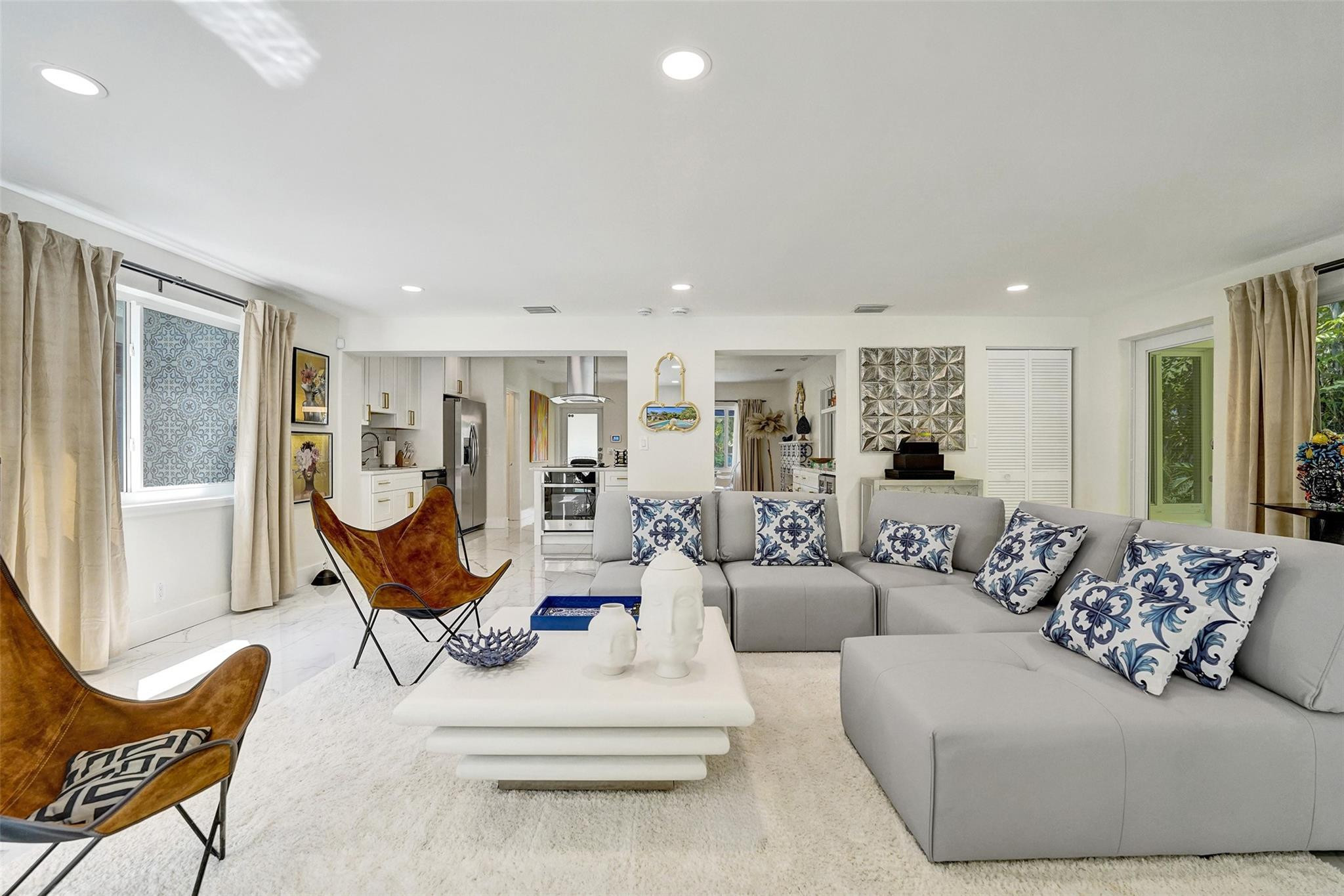 539 NE 25th Street