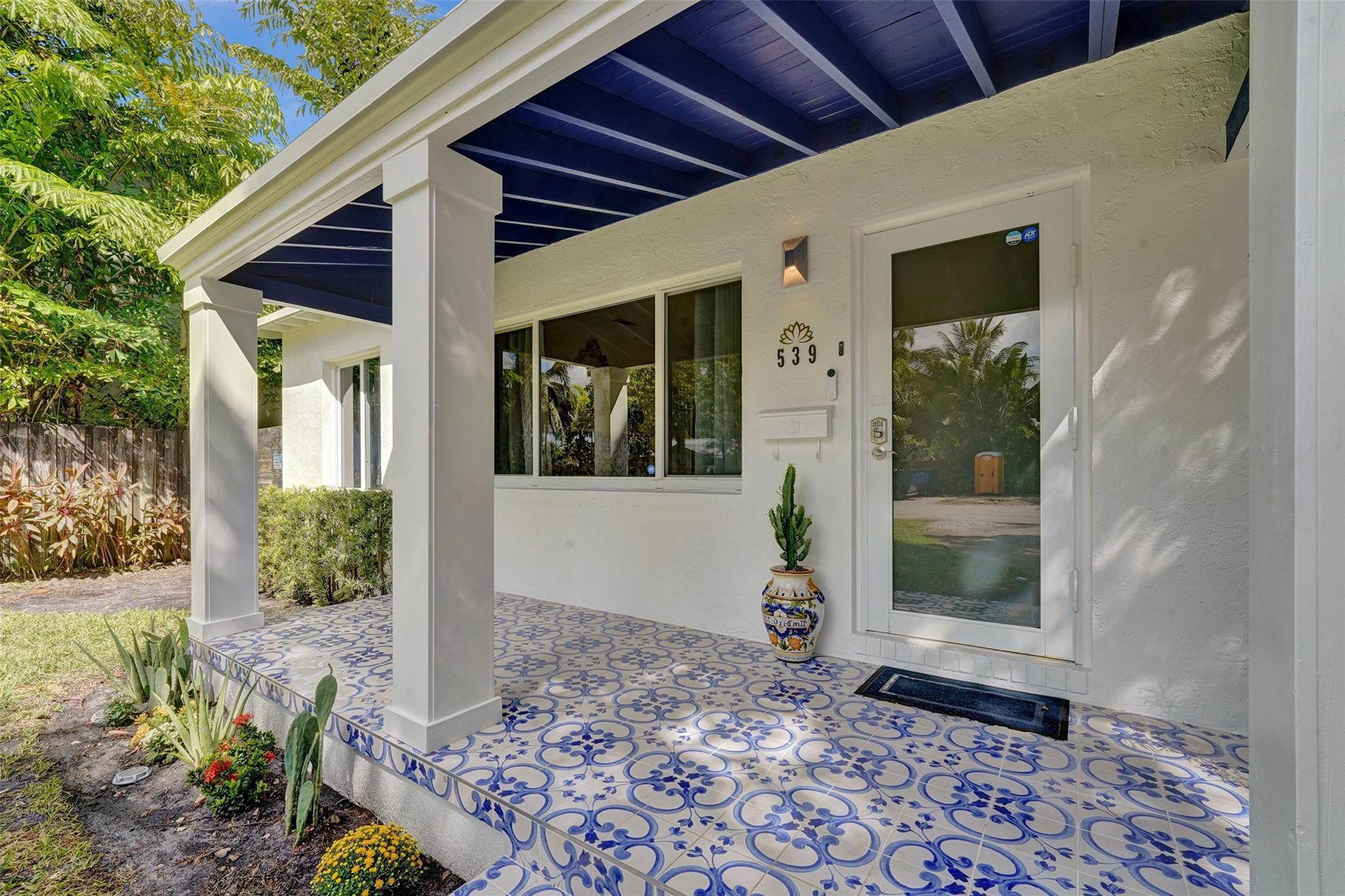 539 NE 25th Street