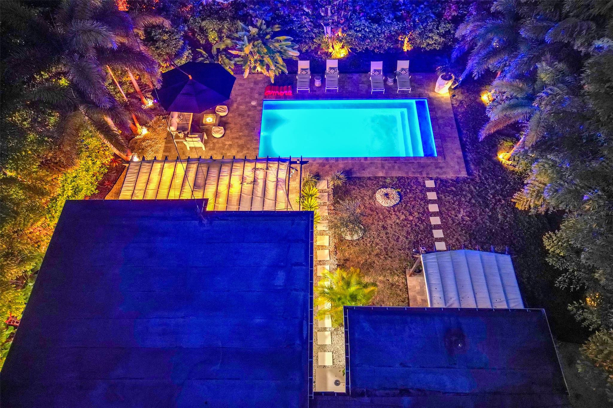 539 NE 25th Street