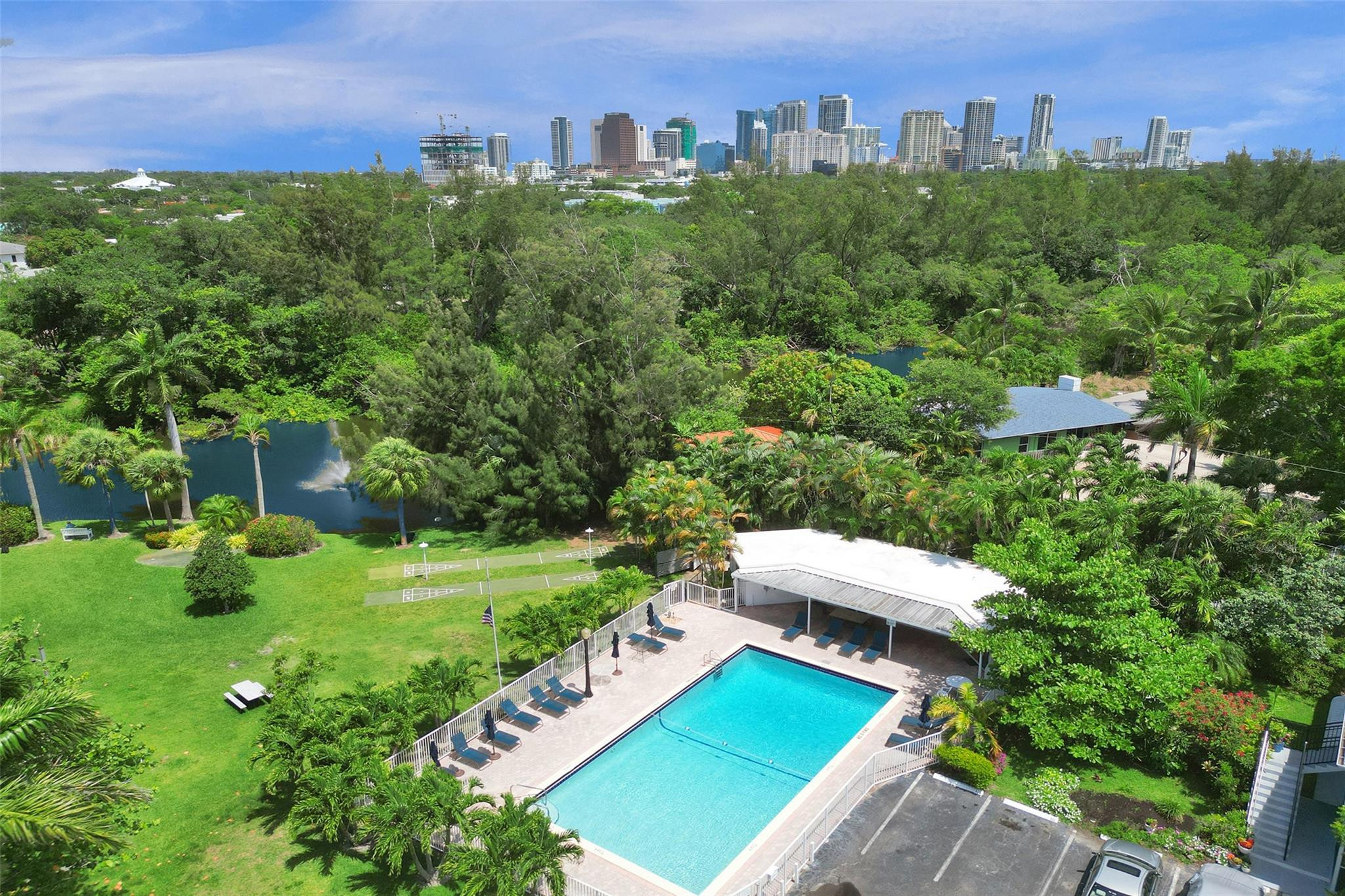 1055 SE 15th Street 14C