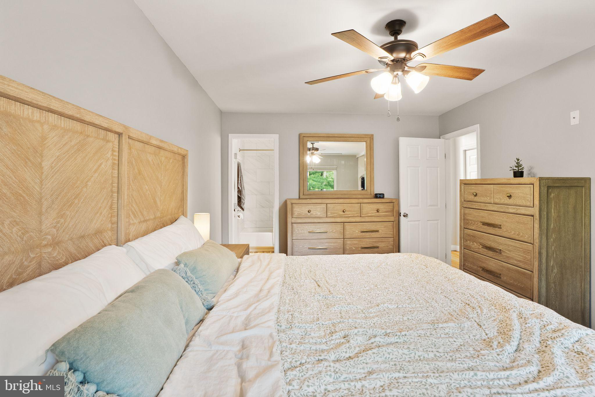 10627 SUMMER OAK COURT