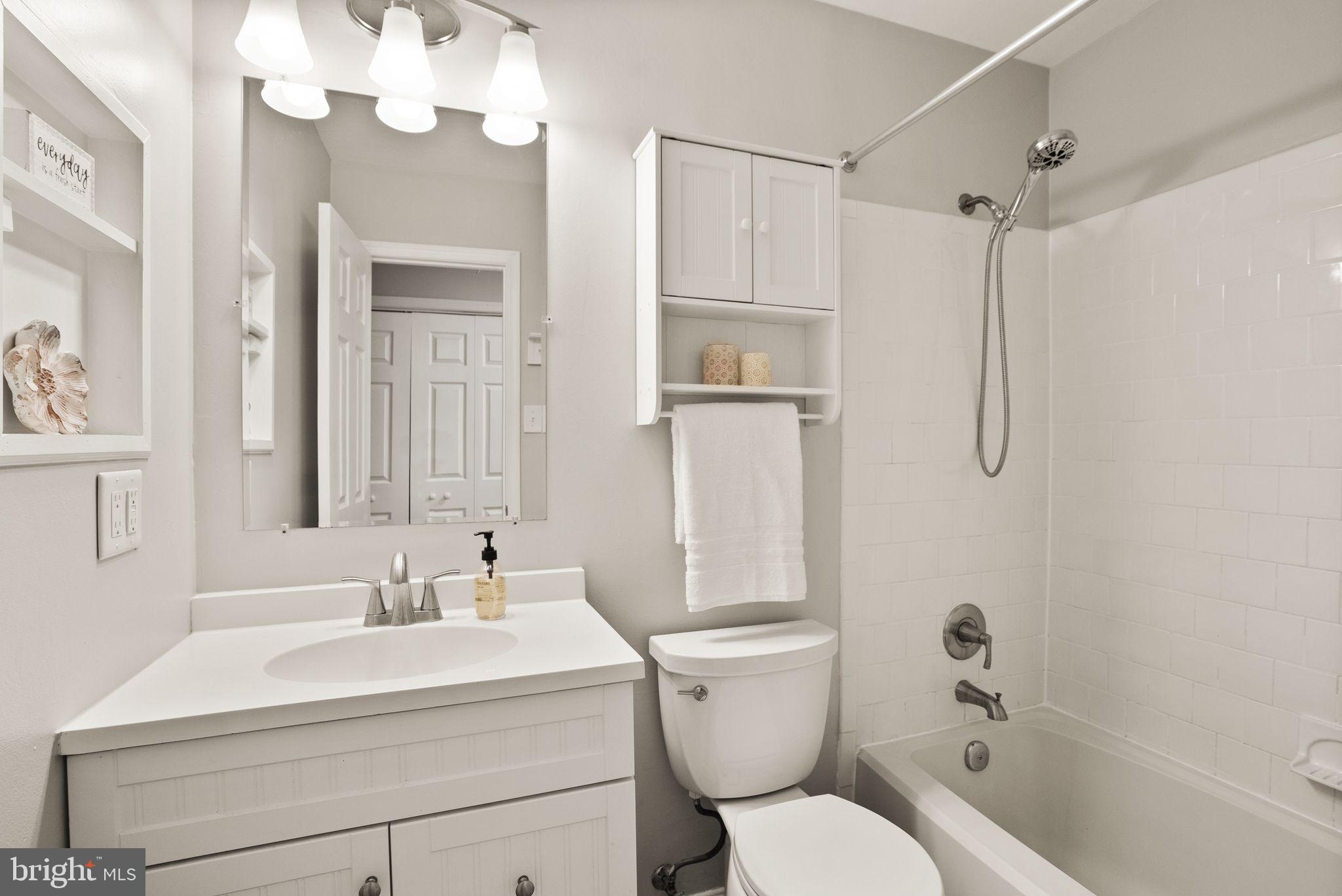 10627 SUMMER OAK COURT