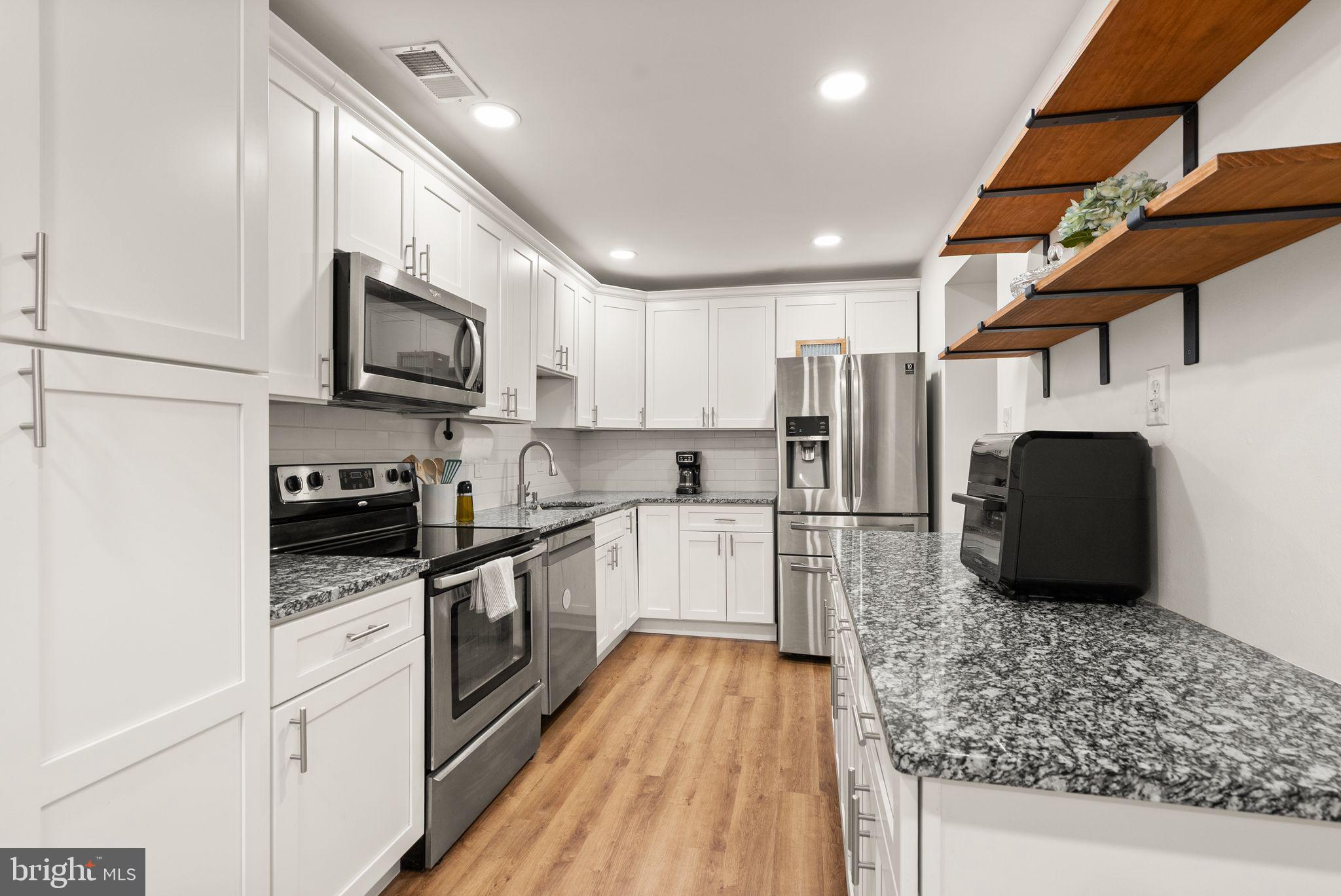 10627 SUMMER OAK COURT