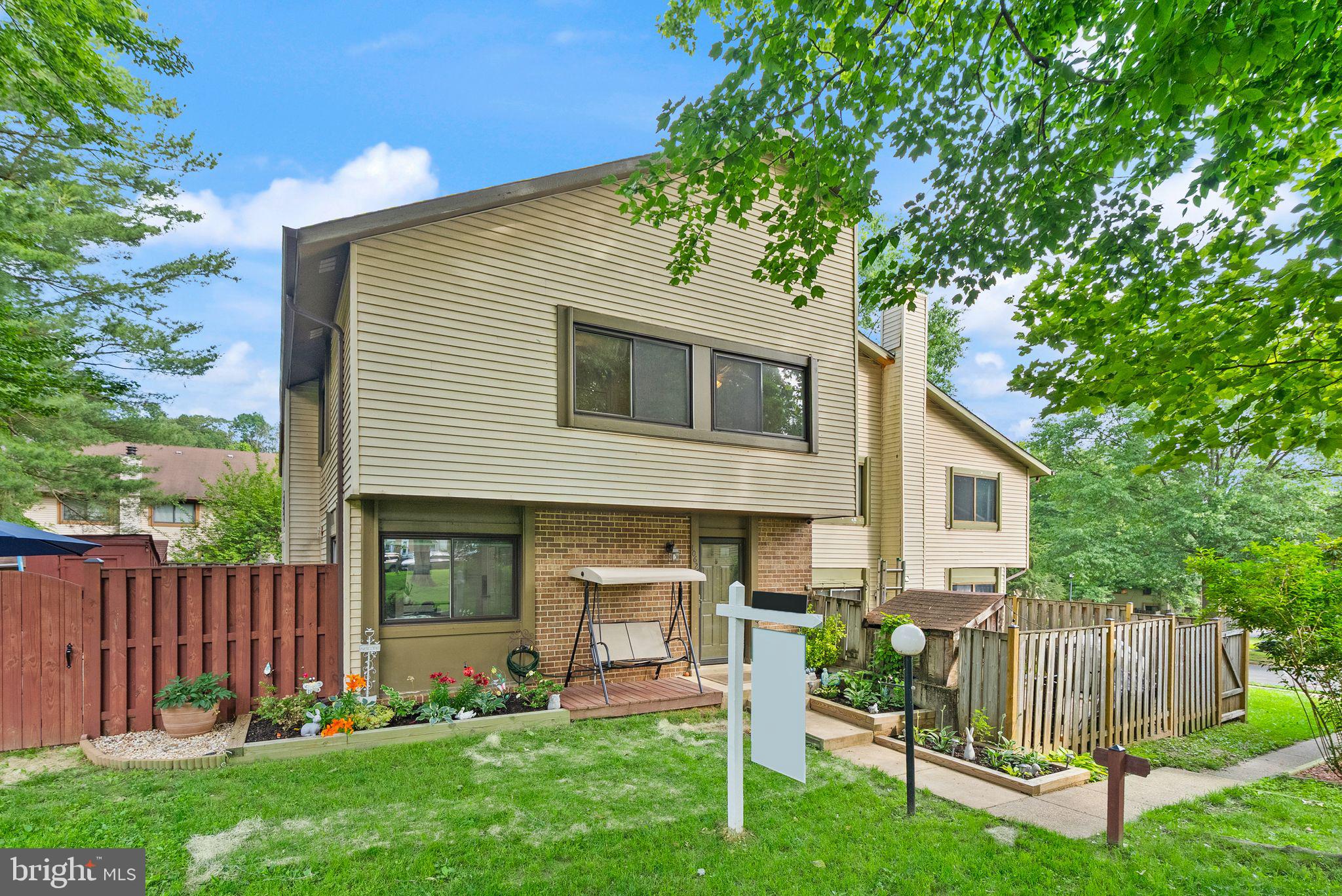 10627 SUMMER OAK COURT