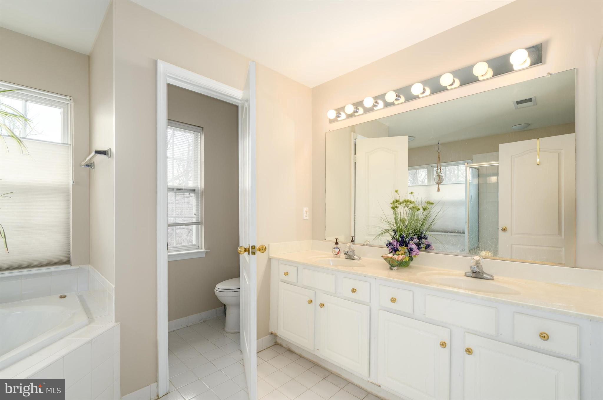 13082 PARK CRESCENT CIRCLE