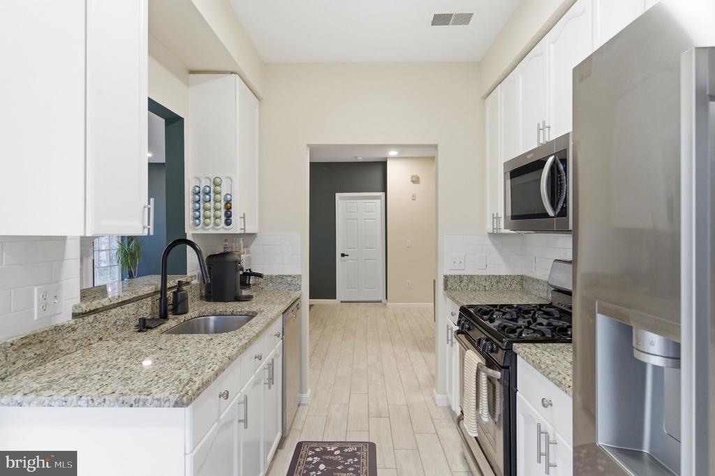 5990 FOUNDERS COURT 202