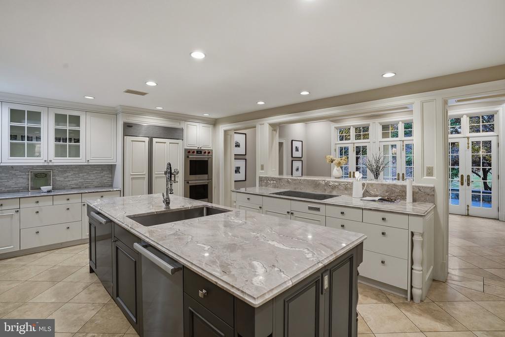 9324 GEORGETOWN PIKE
