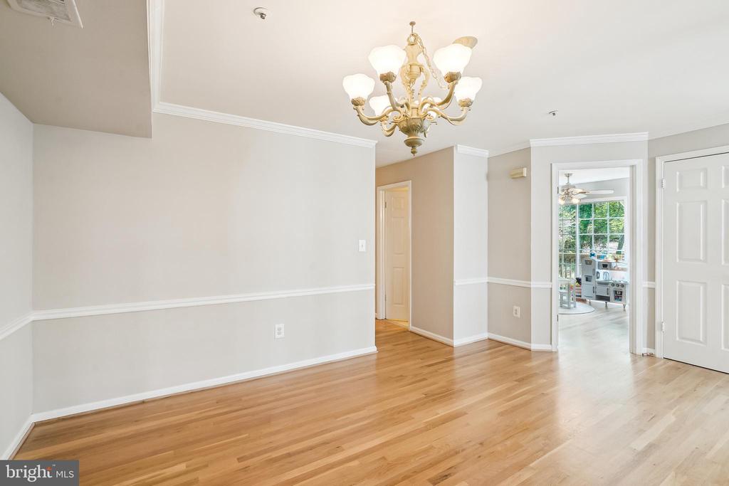 463 FORTRESS WAY