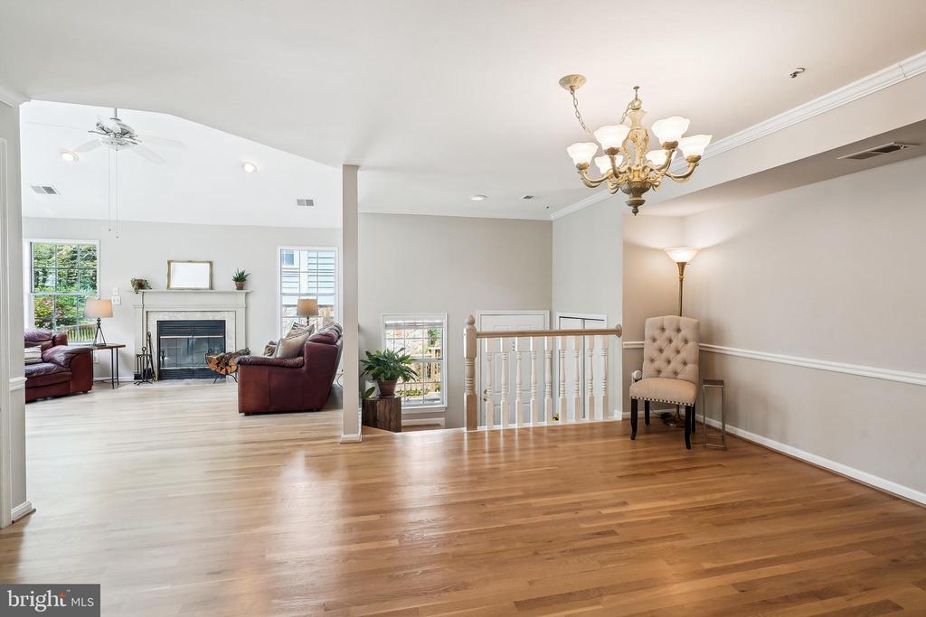 463 FORTRESS WAY