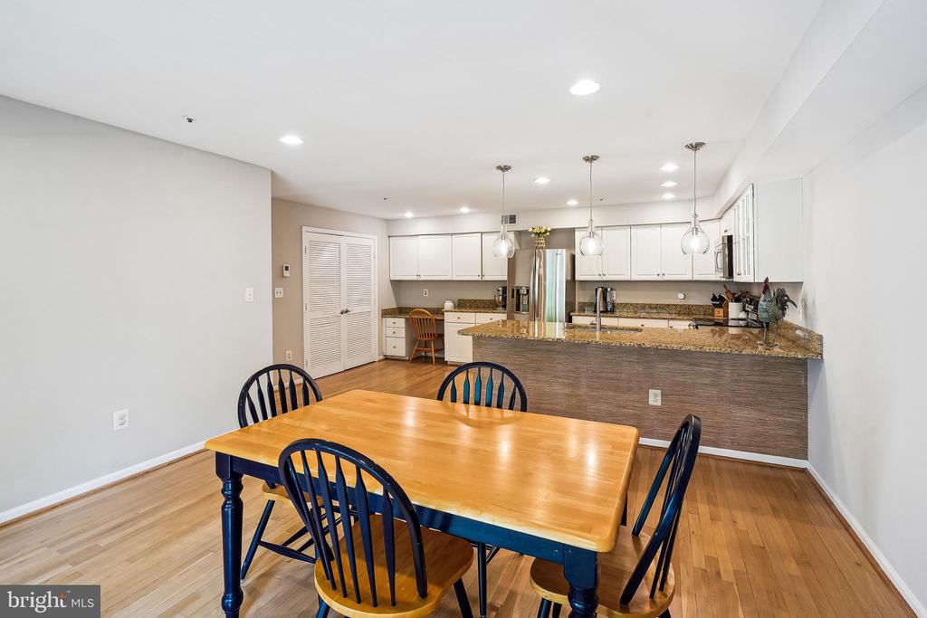 463 FORTRESS WAY