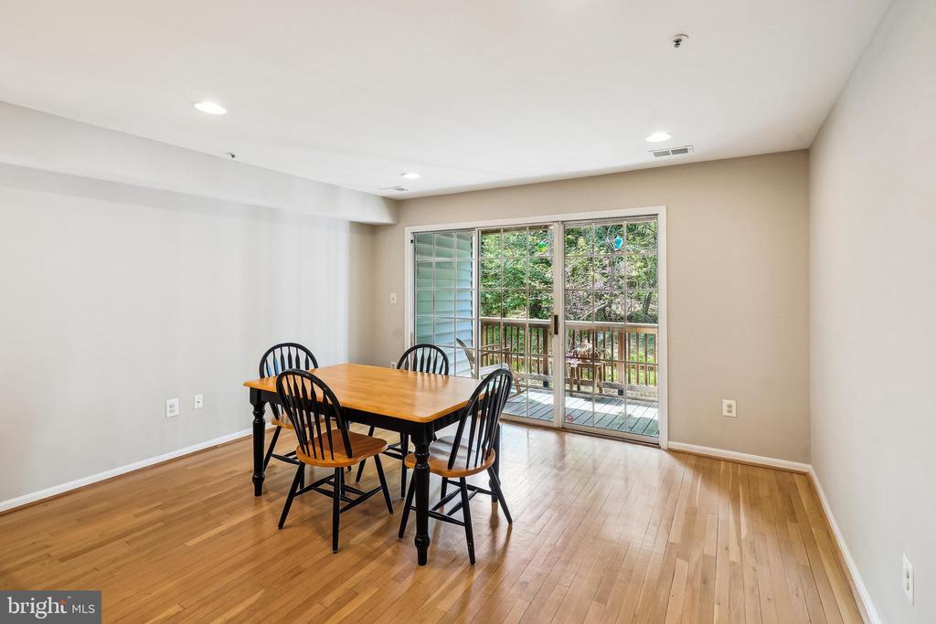 463 FORTRESS WAY